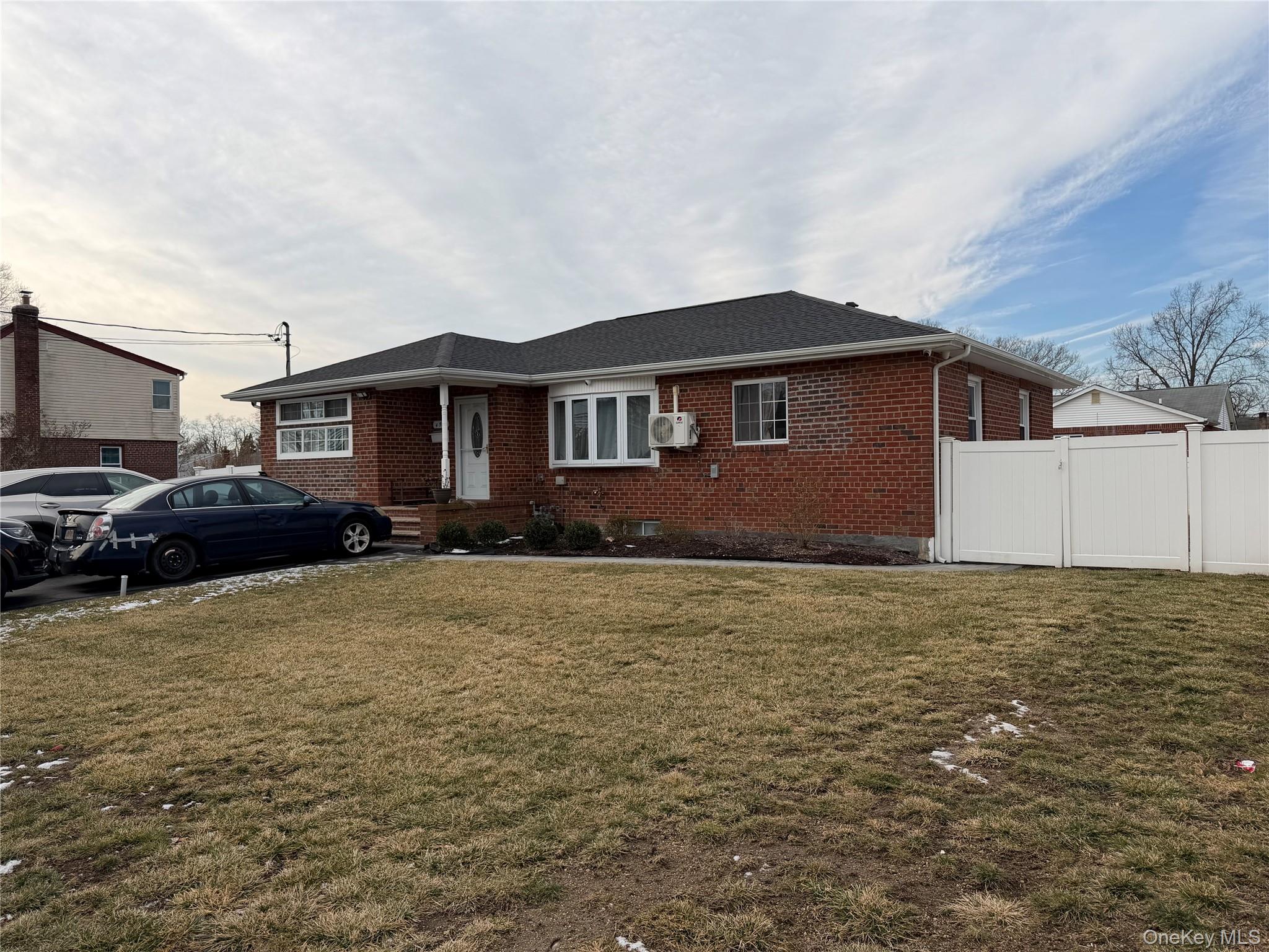 #2 photo, 458 Carlls Path, Deer Park , NY 11729