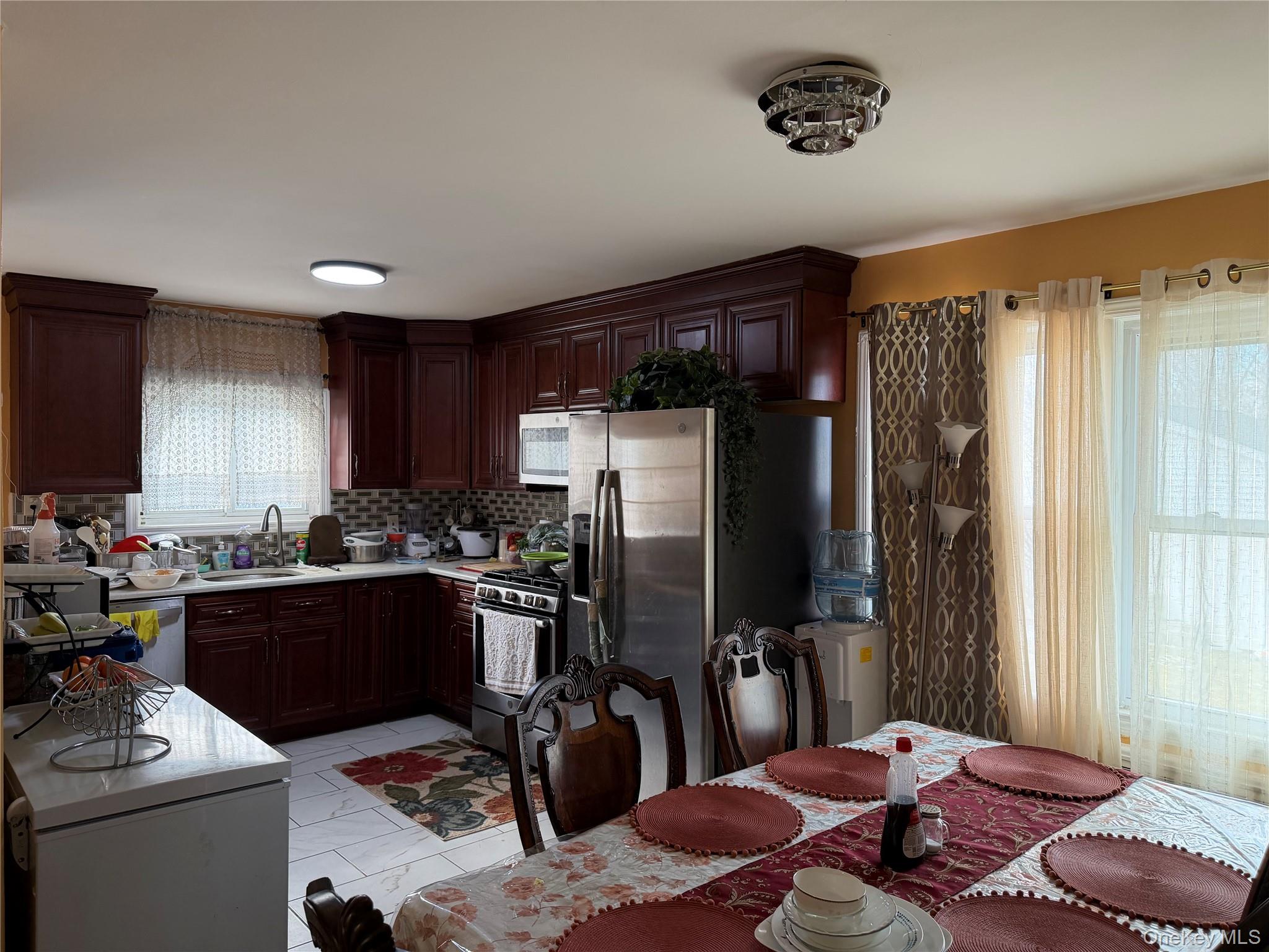 #5 photo, 458 Carlls Path, Deer Park , NY 11729