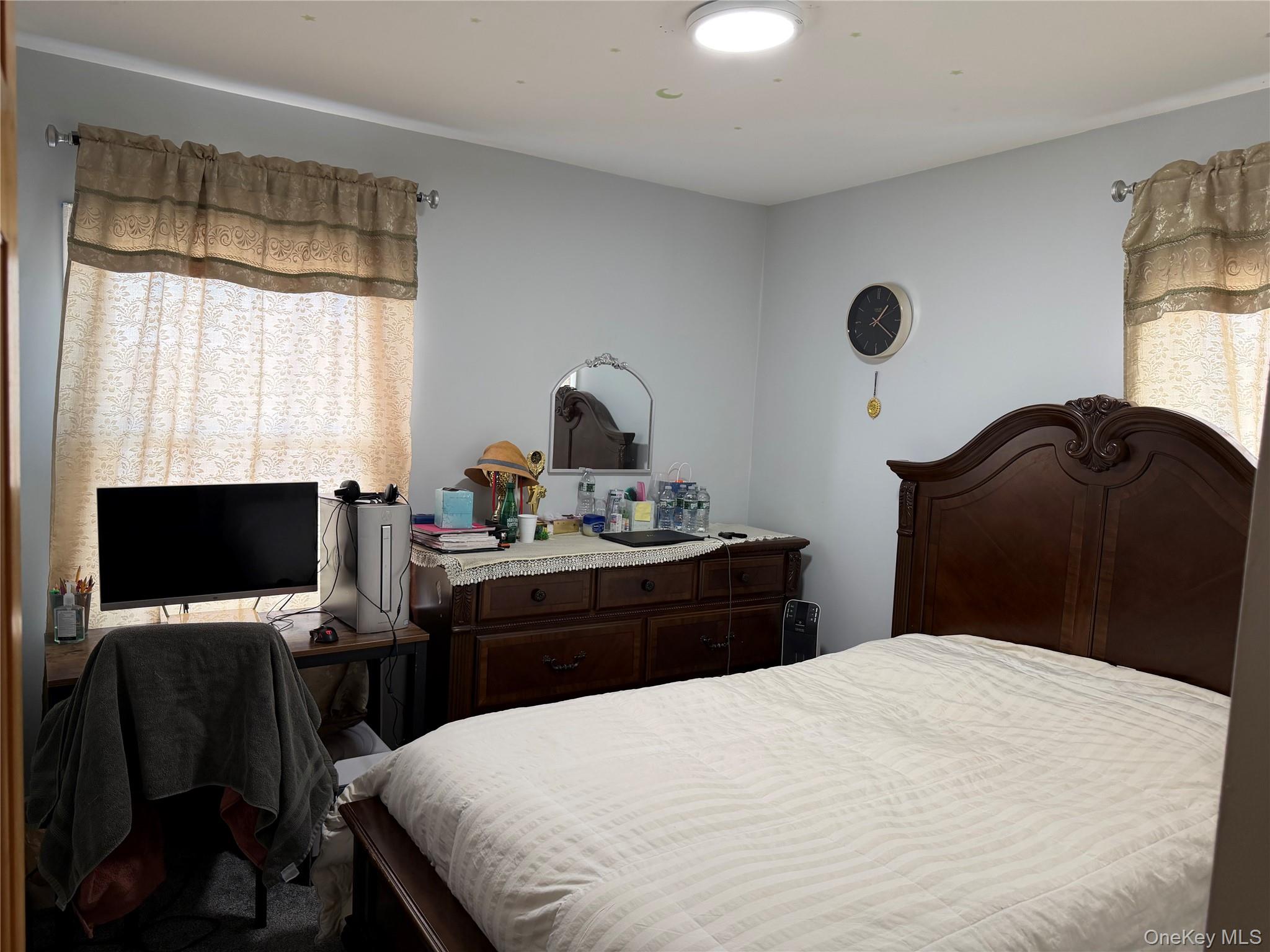 #8 photo, 458 Carlls Path, Deer Park , NY 11729