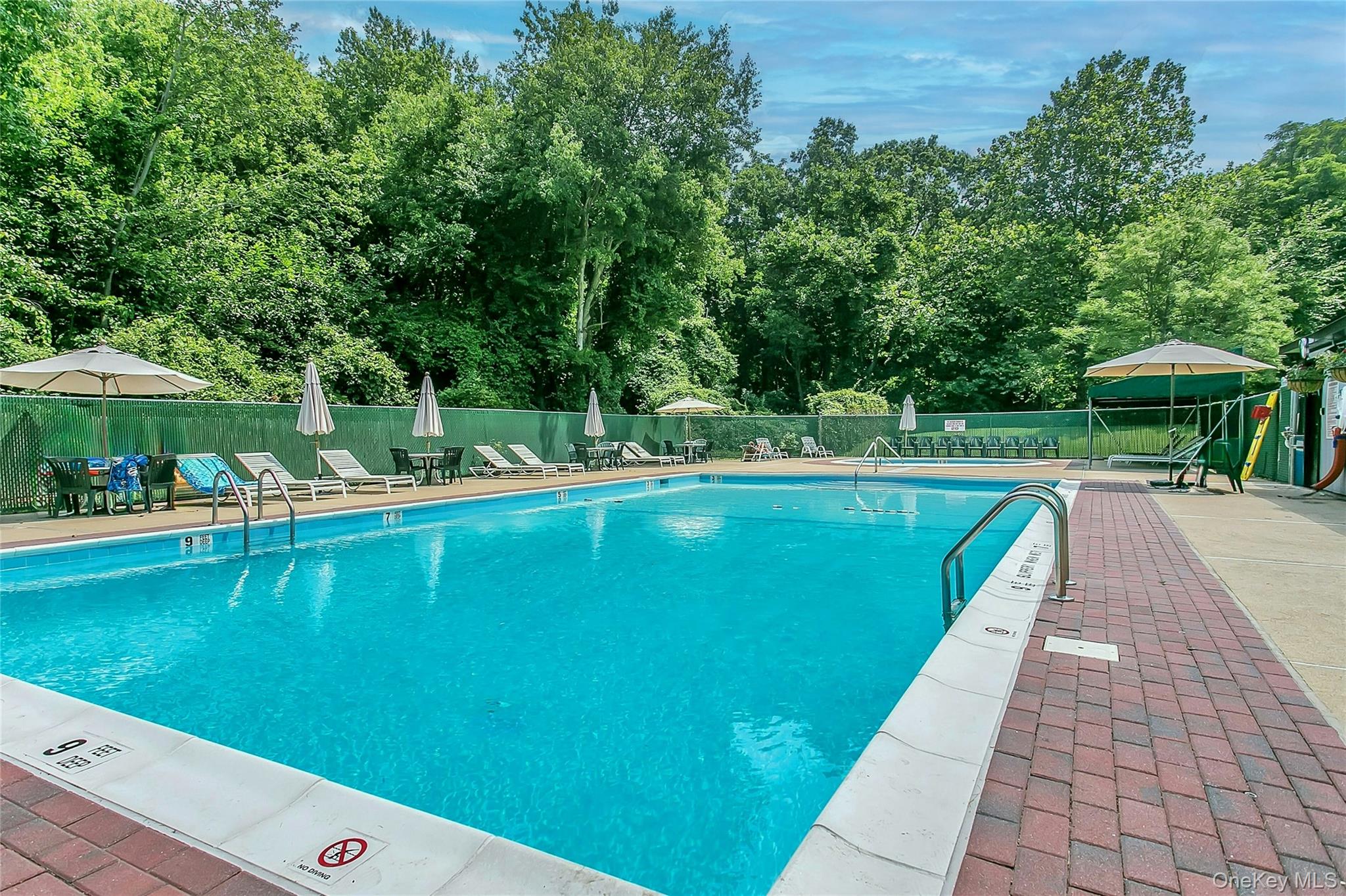 #16 photo, 6 Cold Harbour Lane, নাসাউ কাউন্টি Woodbury , NY 11797