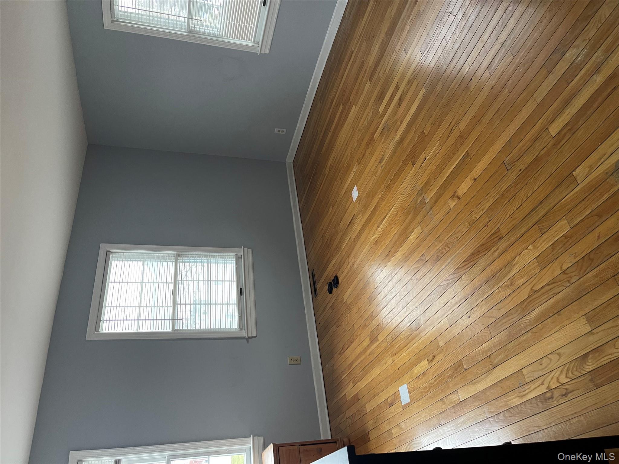 #16 photo, 11 Tooker Avenue, Oyster Bay , NY 11771