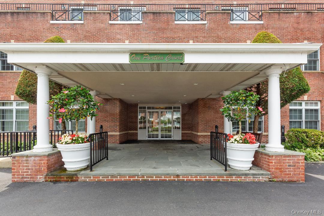 #1 photo, one portico ct, Great Neck , NY 11021