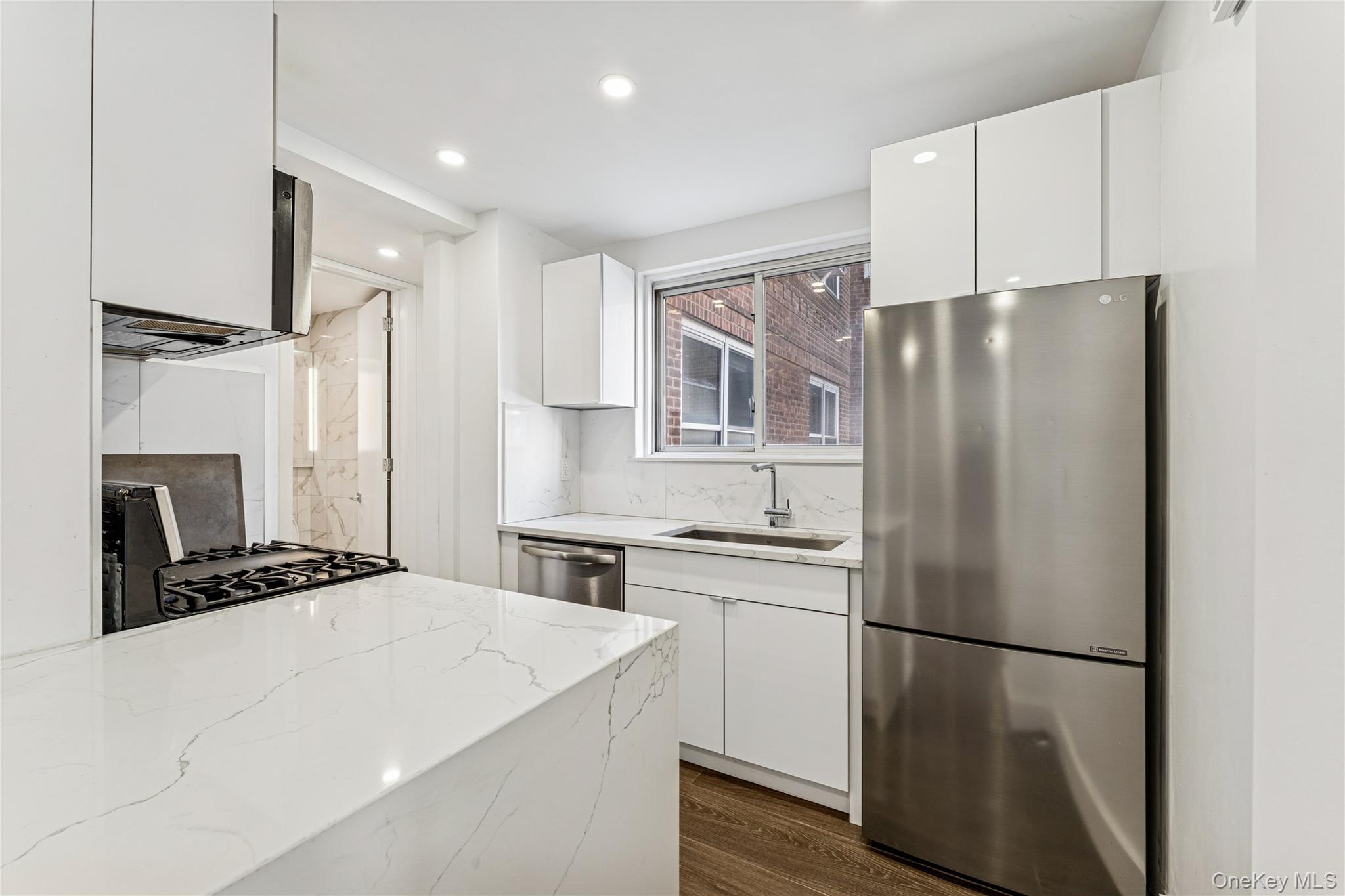 #3 photo, 7136 110th Street, Forest Hills , NY 11375