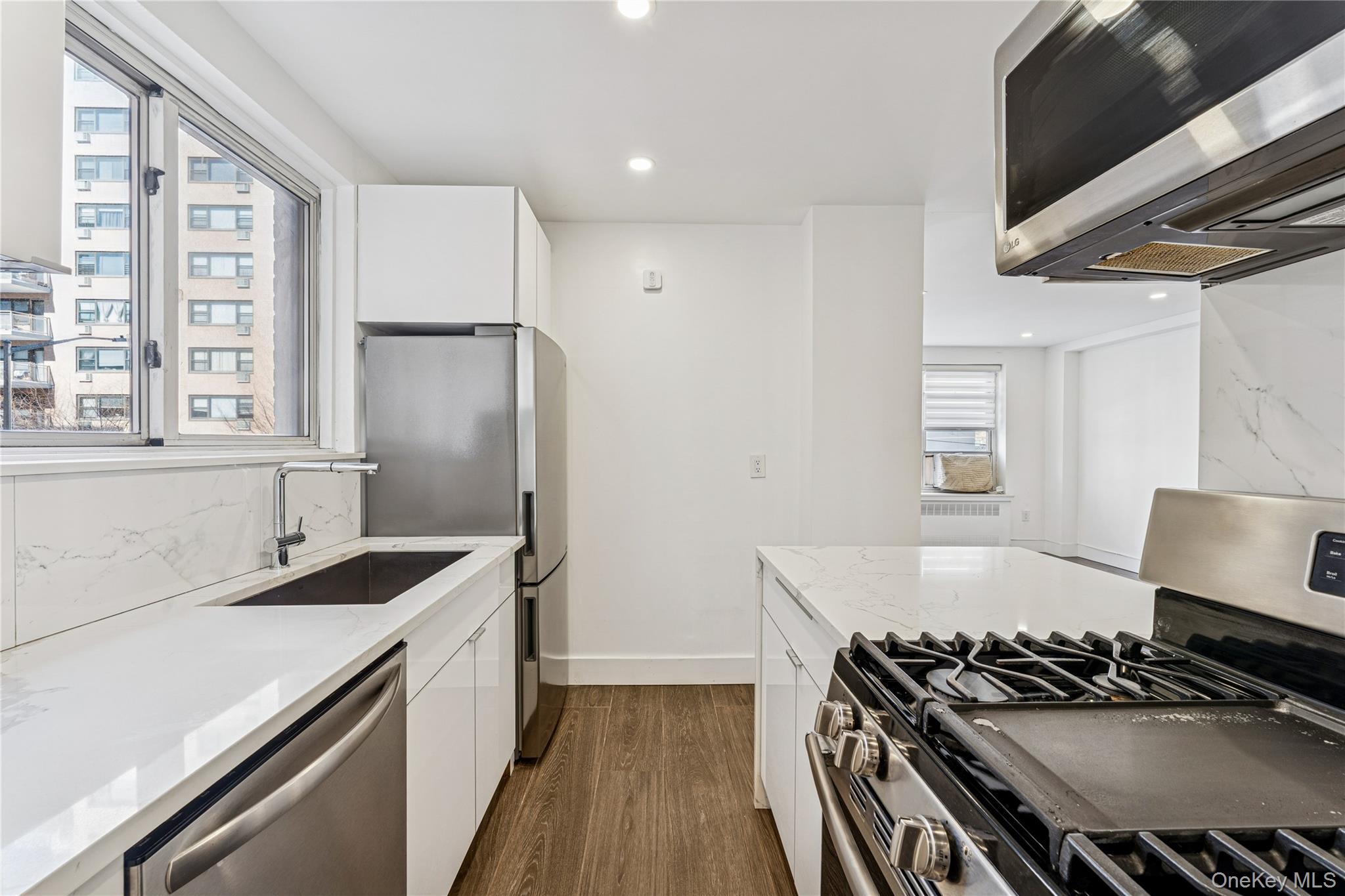 #4 photo, 7136 110th Street, Forest Hills , NY 11375