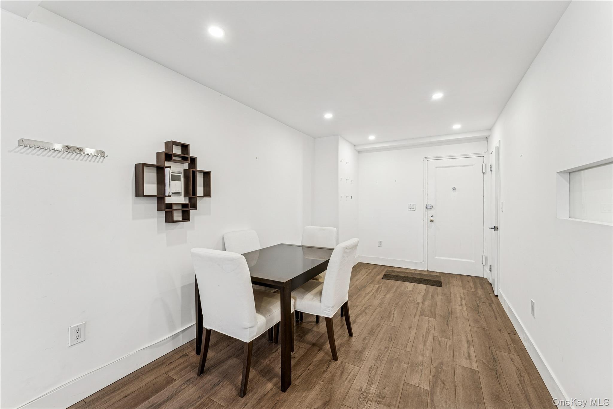 #9 photo, 7136 110th Street, Forest Hills , NY 11375