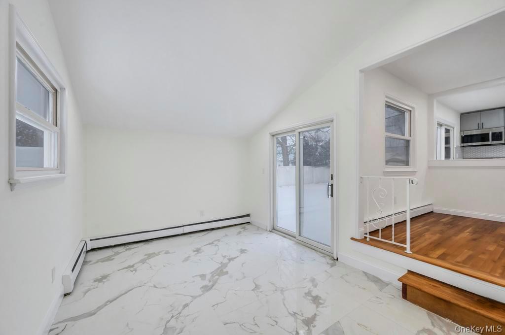 #15 photo, 90 Selden Boulevard, 东长岛 Centereach , NY 11720