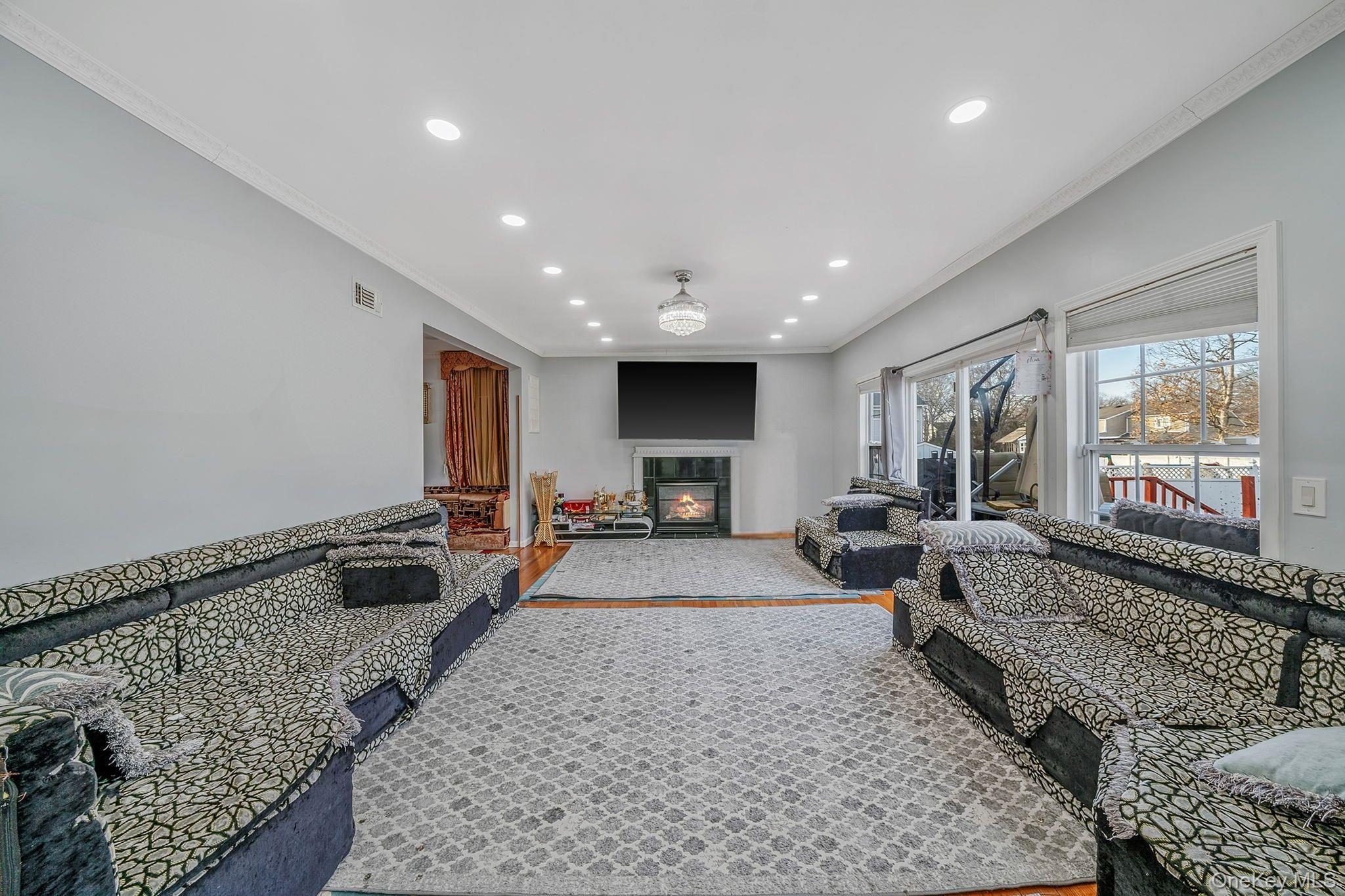 #10 photo, 3 Liberty Place, Coram , NY 11727