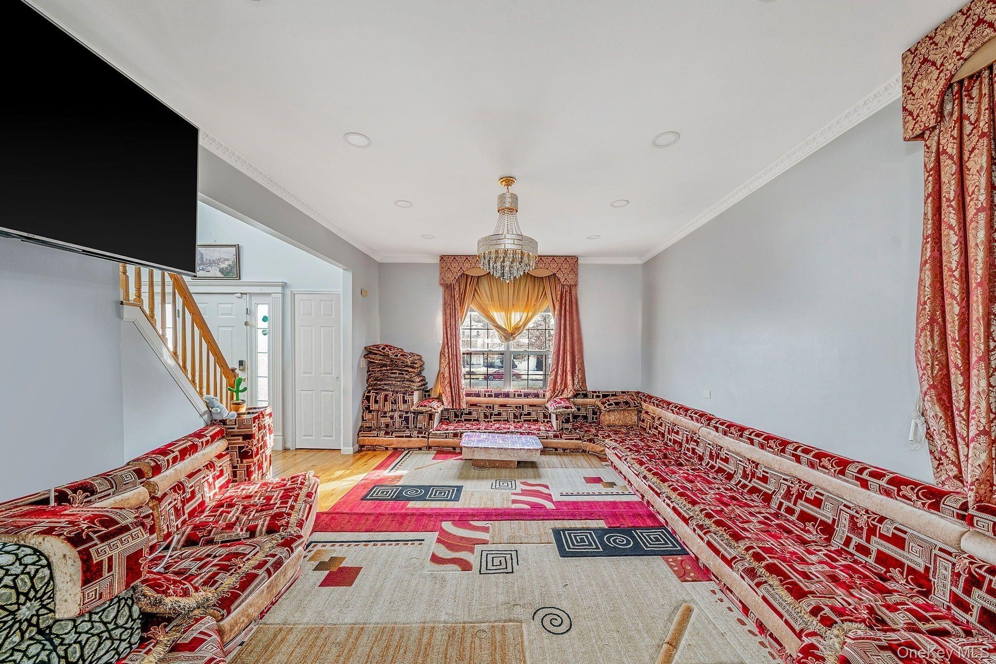 #11 photo, 3 Liberty Place, Coram , NY 11727