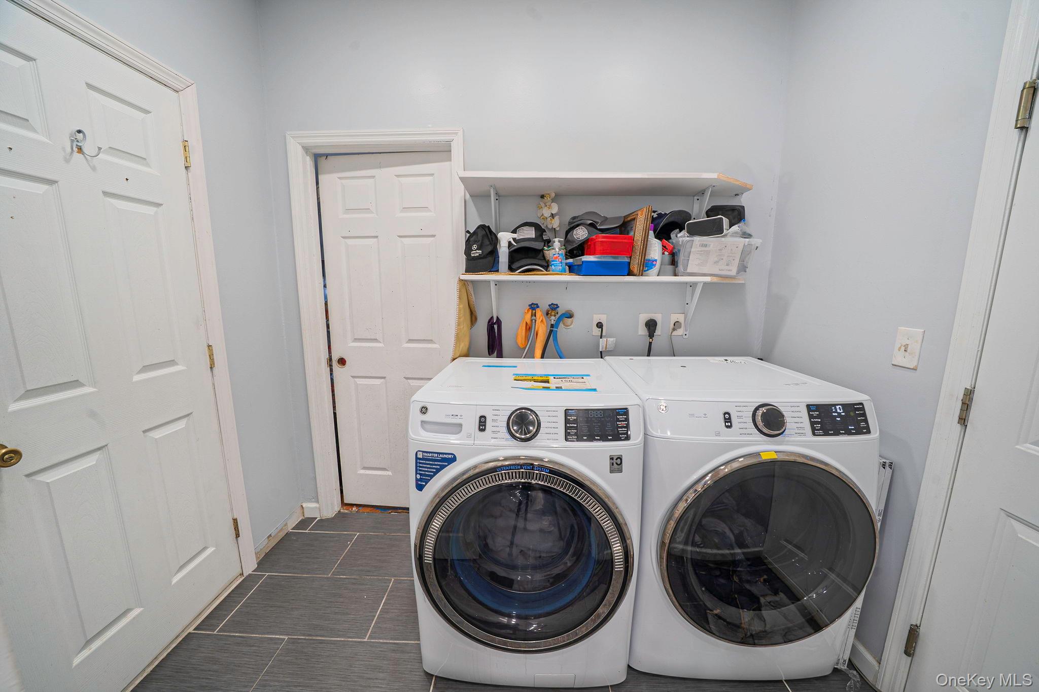 #14 photo, 3 Liberty Place, Coram , NY 11727