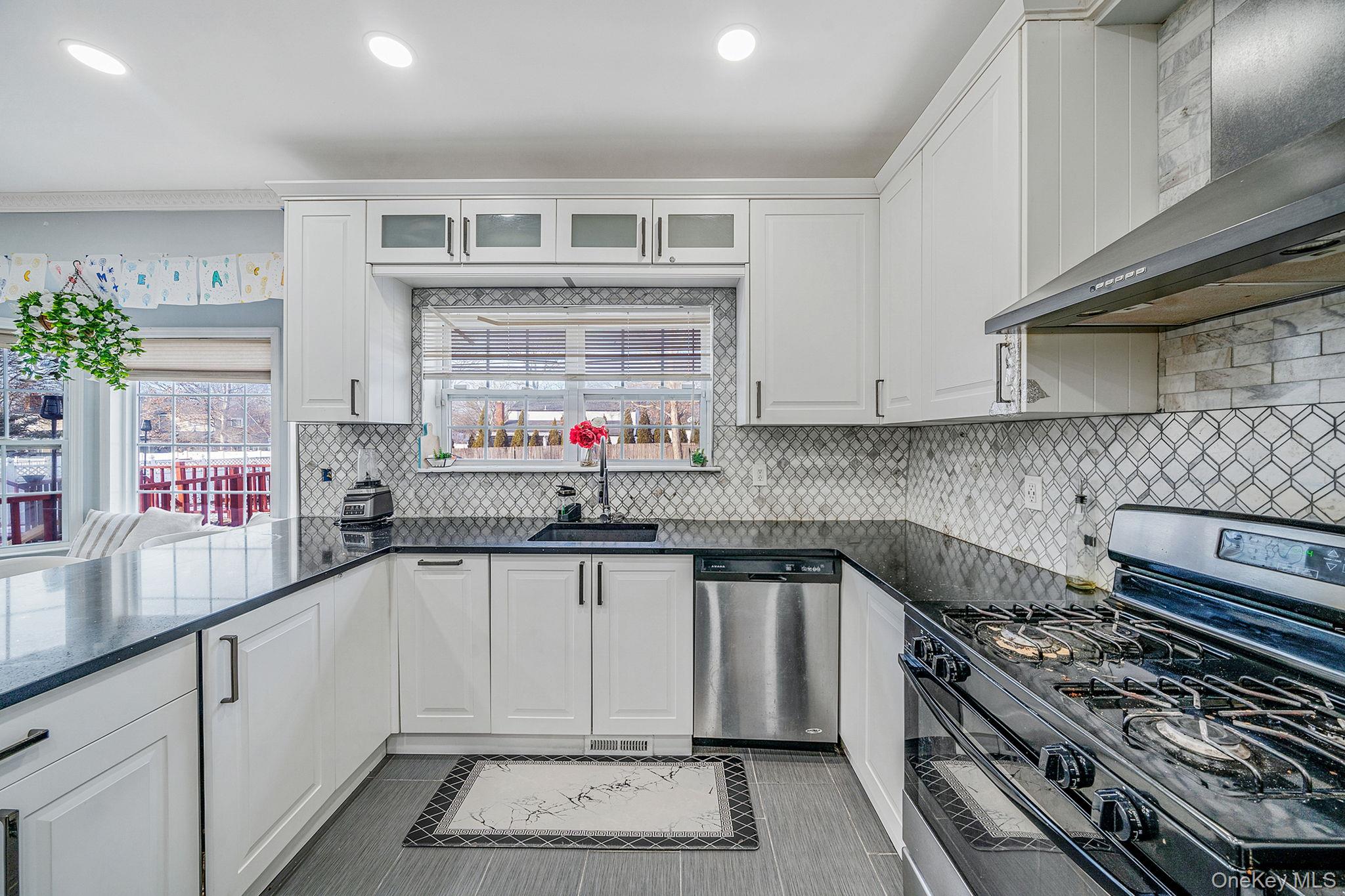 #6 photo, 3 Liberty Place, Coram , NY 11727