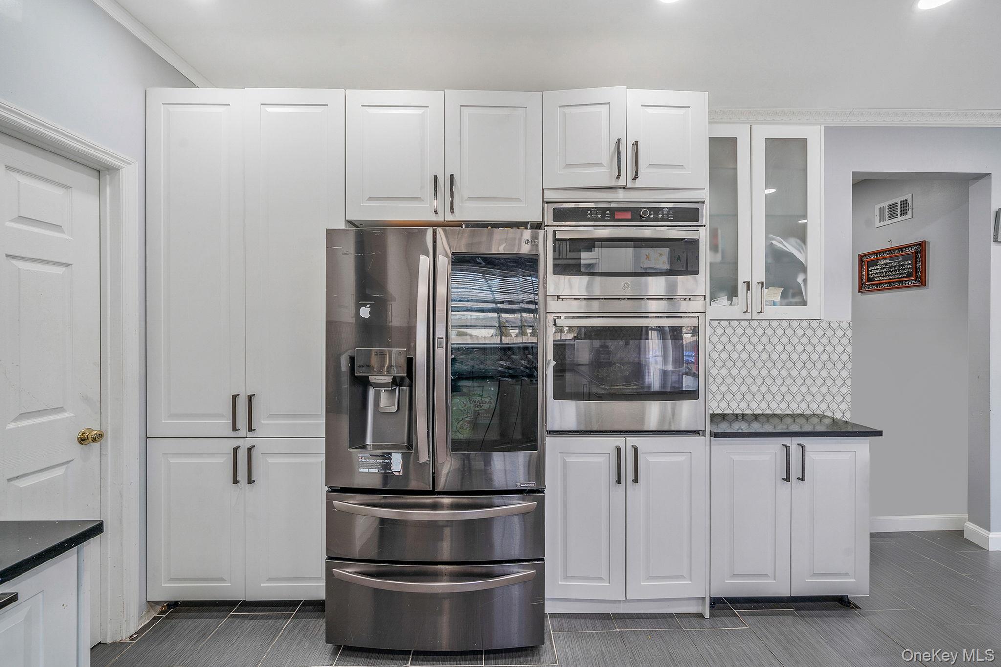 #8 photo, 3 Liberty Place, Coram , NY 11727