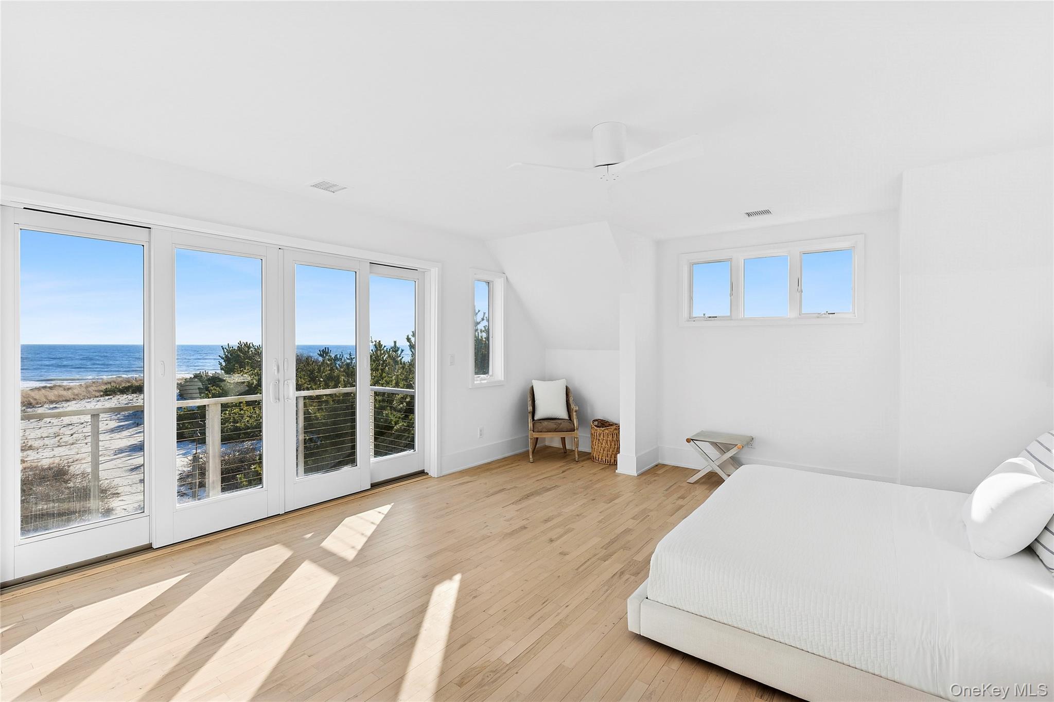 #16 photo, 617 Dune Road, Westhampton , NY 11977