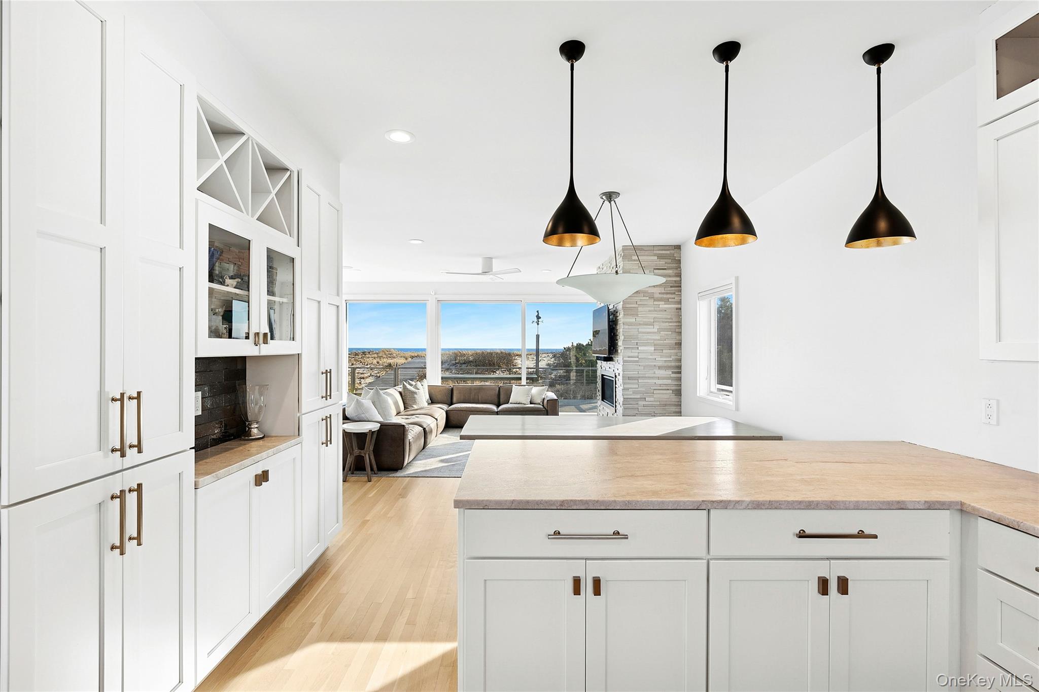 #9 photo, 617 Dune Road, Westhampton , NY 11977