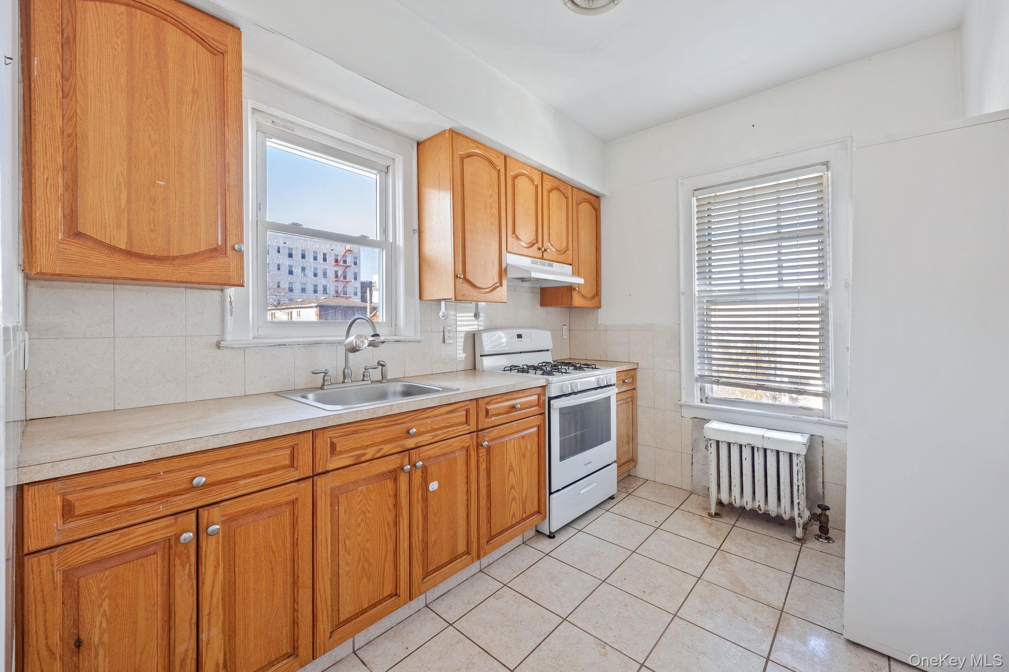#15 photo, 2109 Avenue R, Brooklyn , NY 11229
