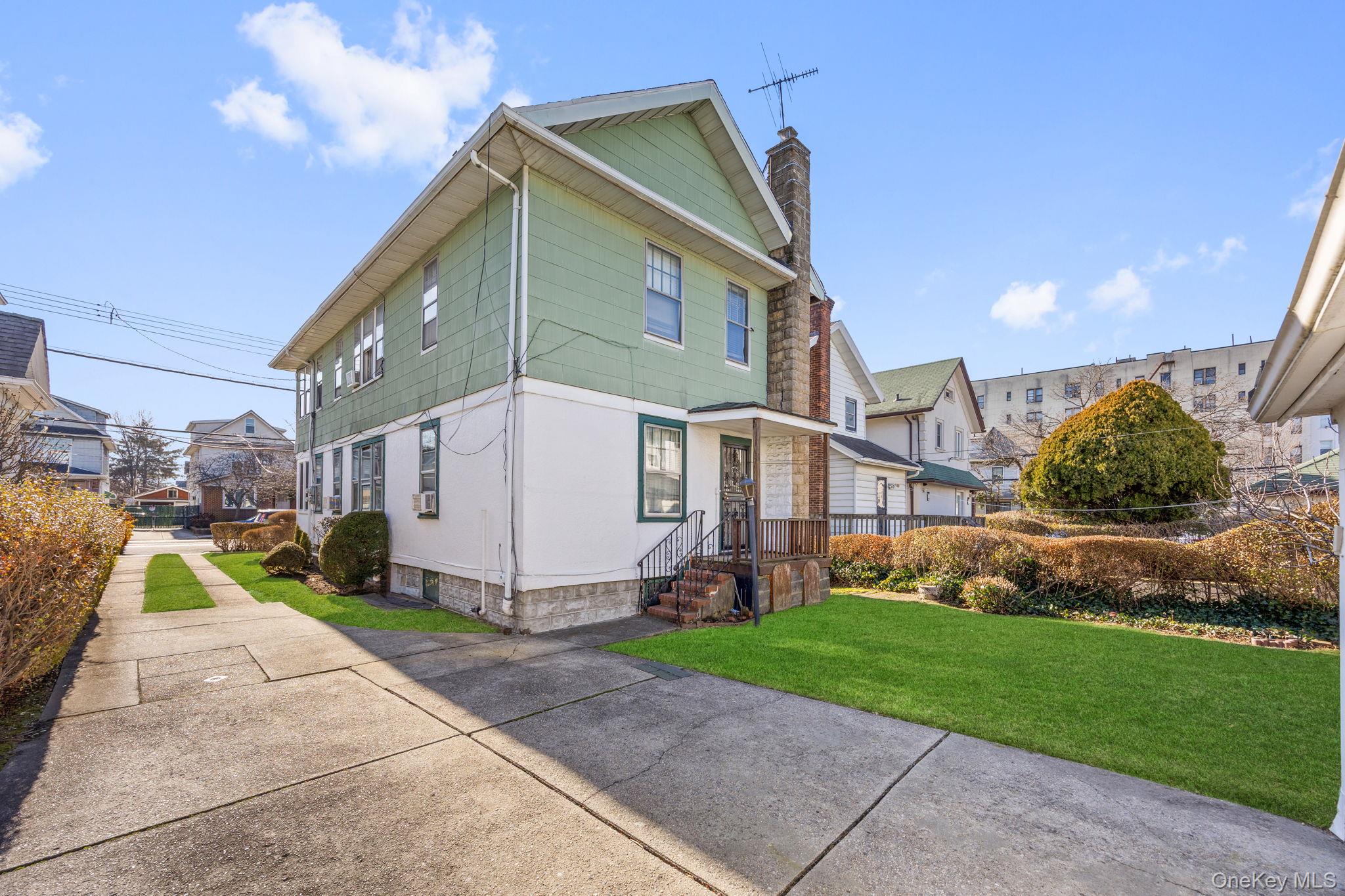 #4 photo, 2109 Avenue R, Brooklyn , NY 11229