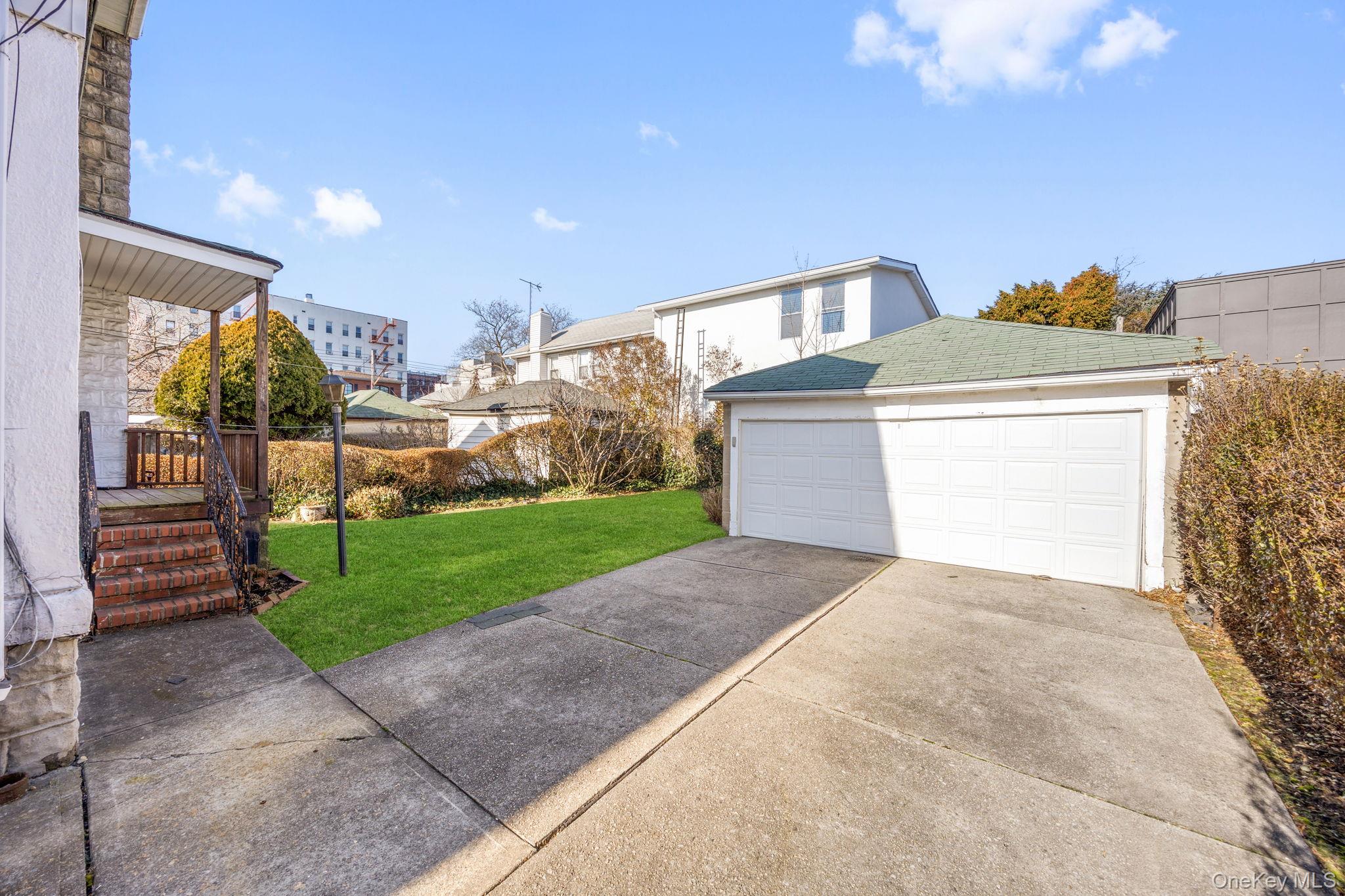 #5 photo, 2109 Avenue R, Brooklyn , NY 11229