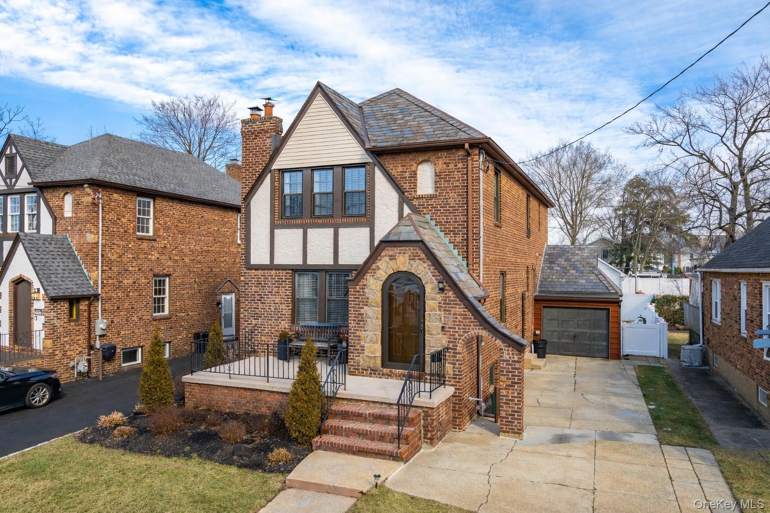 #18 photo, 3 Olive Place, Lynbrook , NY 11563