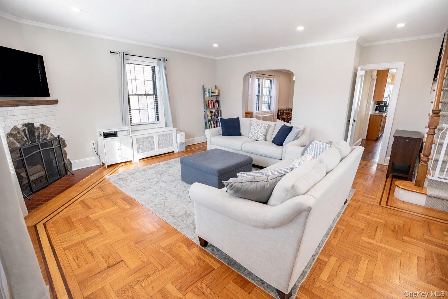 #3 photo, 3 Olive Place, Lynbrook , NY 11563