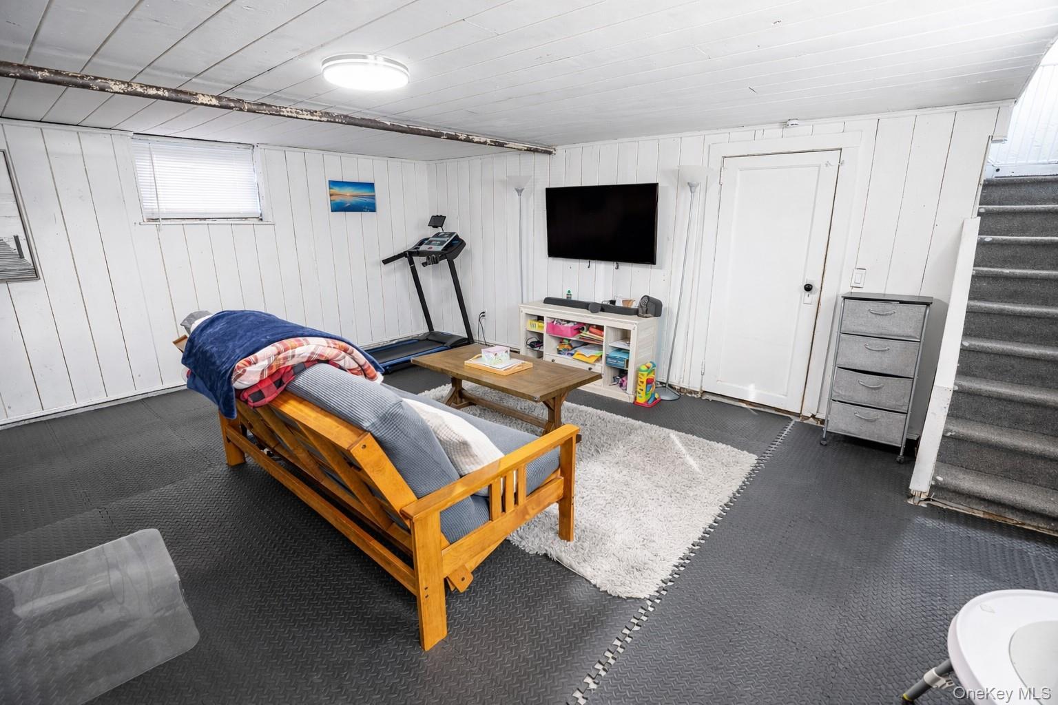 #9 photo, 3 Olive Place, Lynbrook , NY 11563