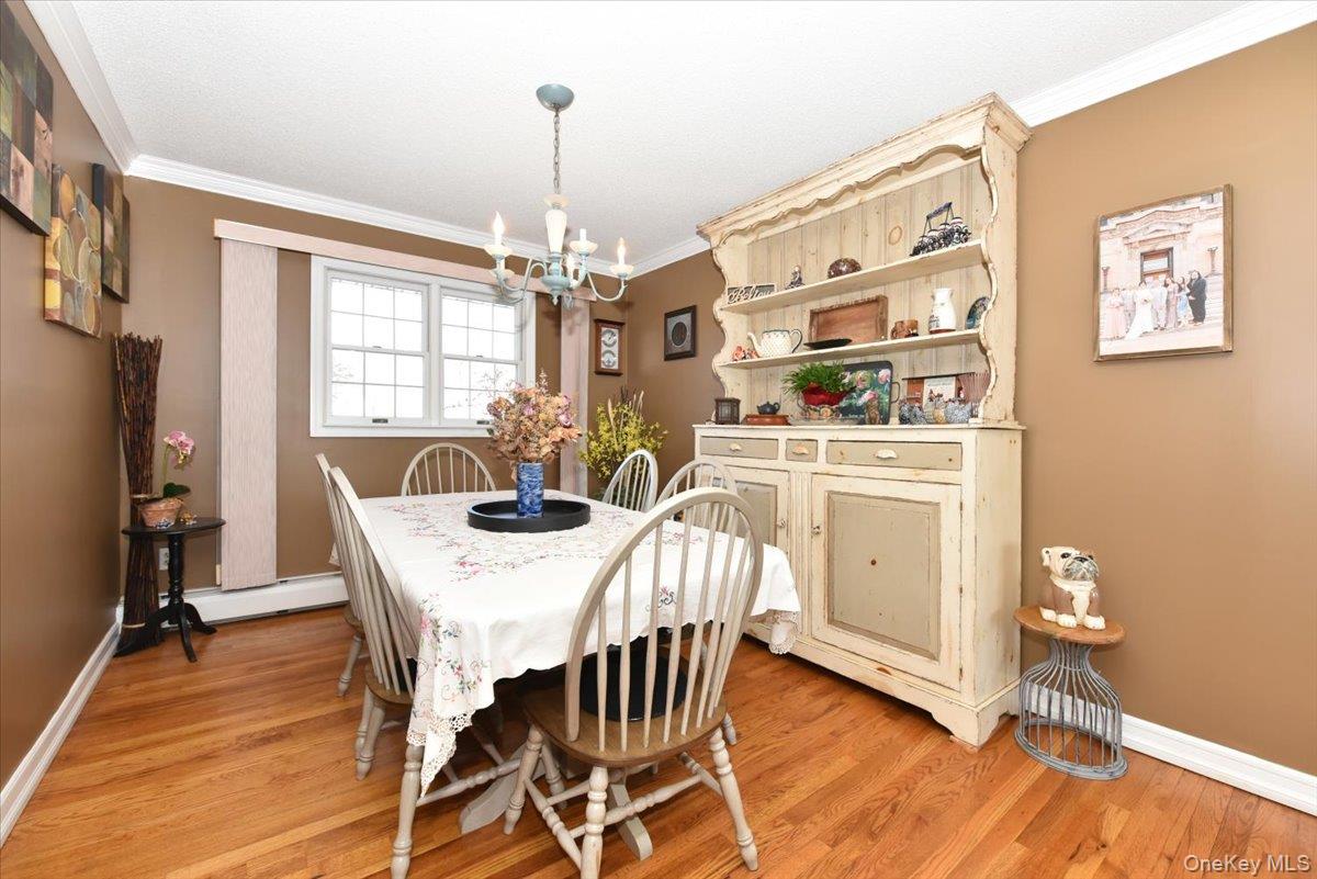 #9 photo, 255 Brookside Court, Copiague , NY 11726