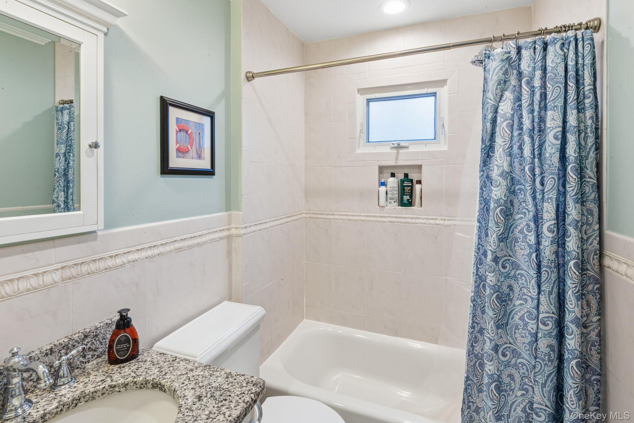 #19 photo, 11 Oxford Street, Northport , NY 11768