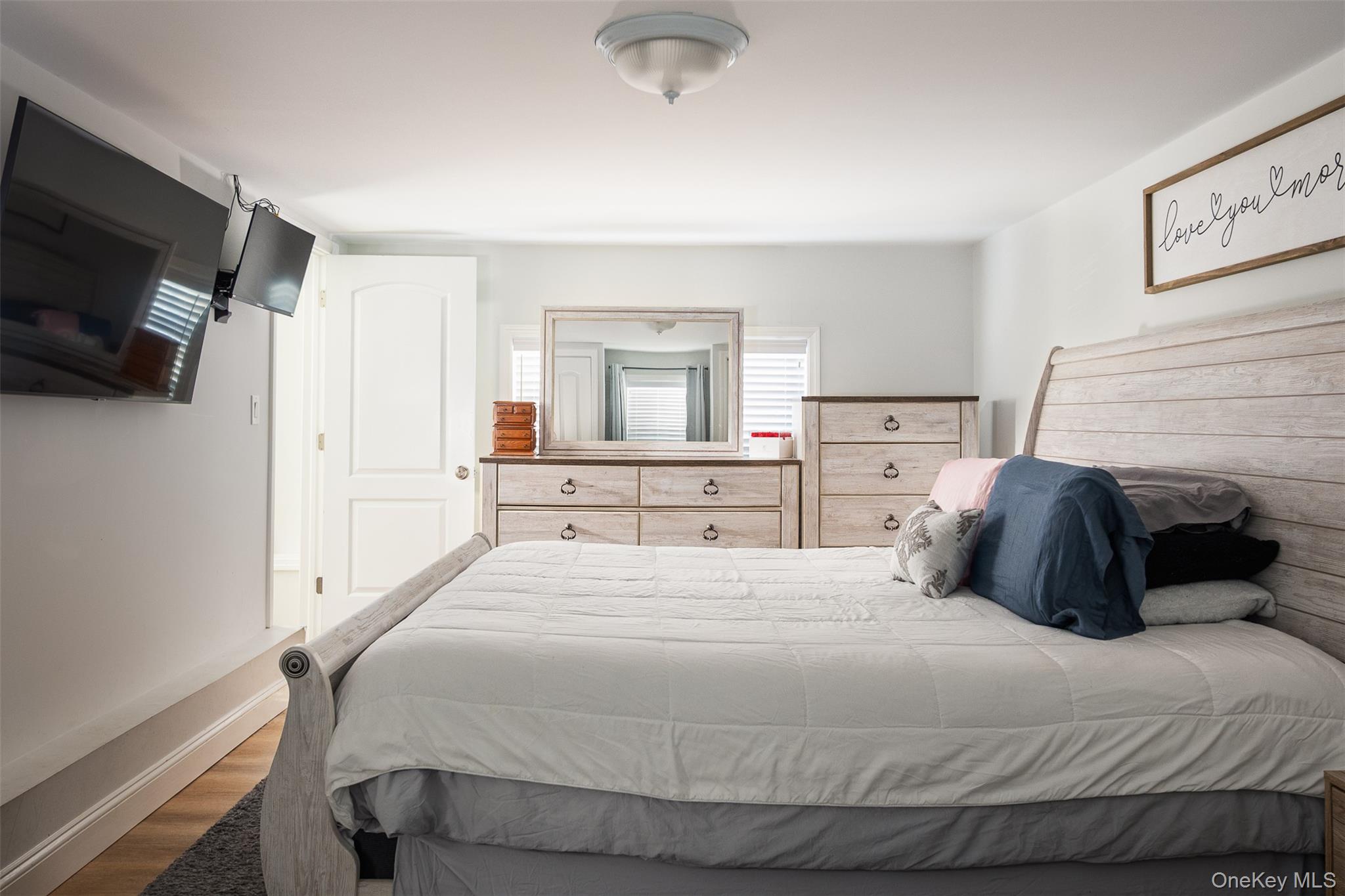 #8 photo, 3 Cedar Road, Sound Beach , NY 11789