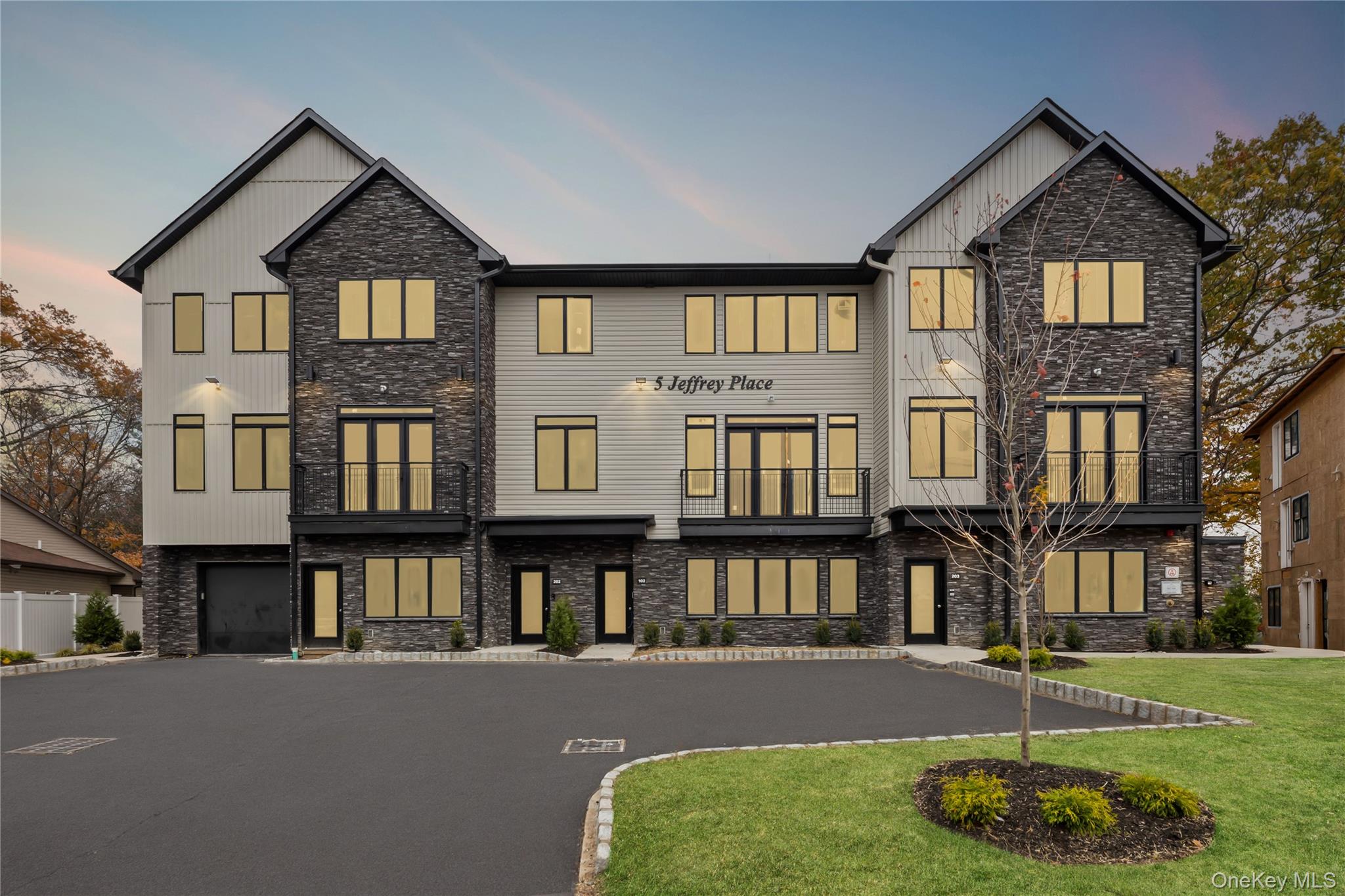 #1 photo, 5 Jeffrey Place, Monsey , NY 10952