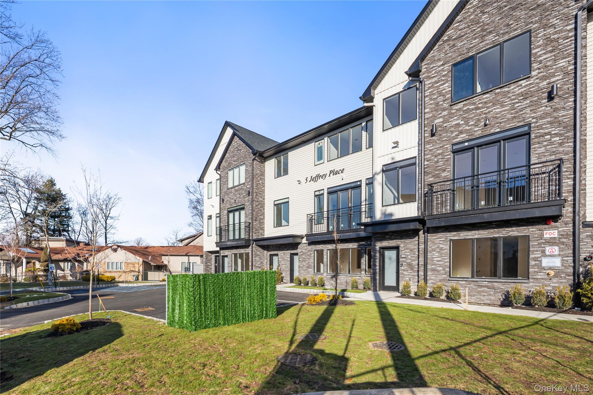 #2 photo, 5 Jeffrey Place, Monsey , NY 10952