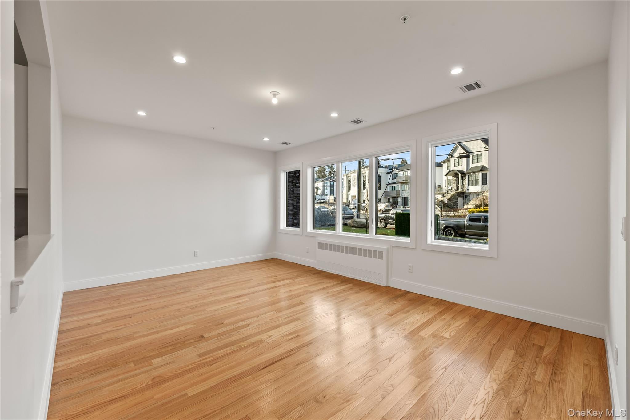 #4 photo, 5 Jeffrey Place, Monsey , NY 10952