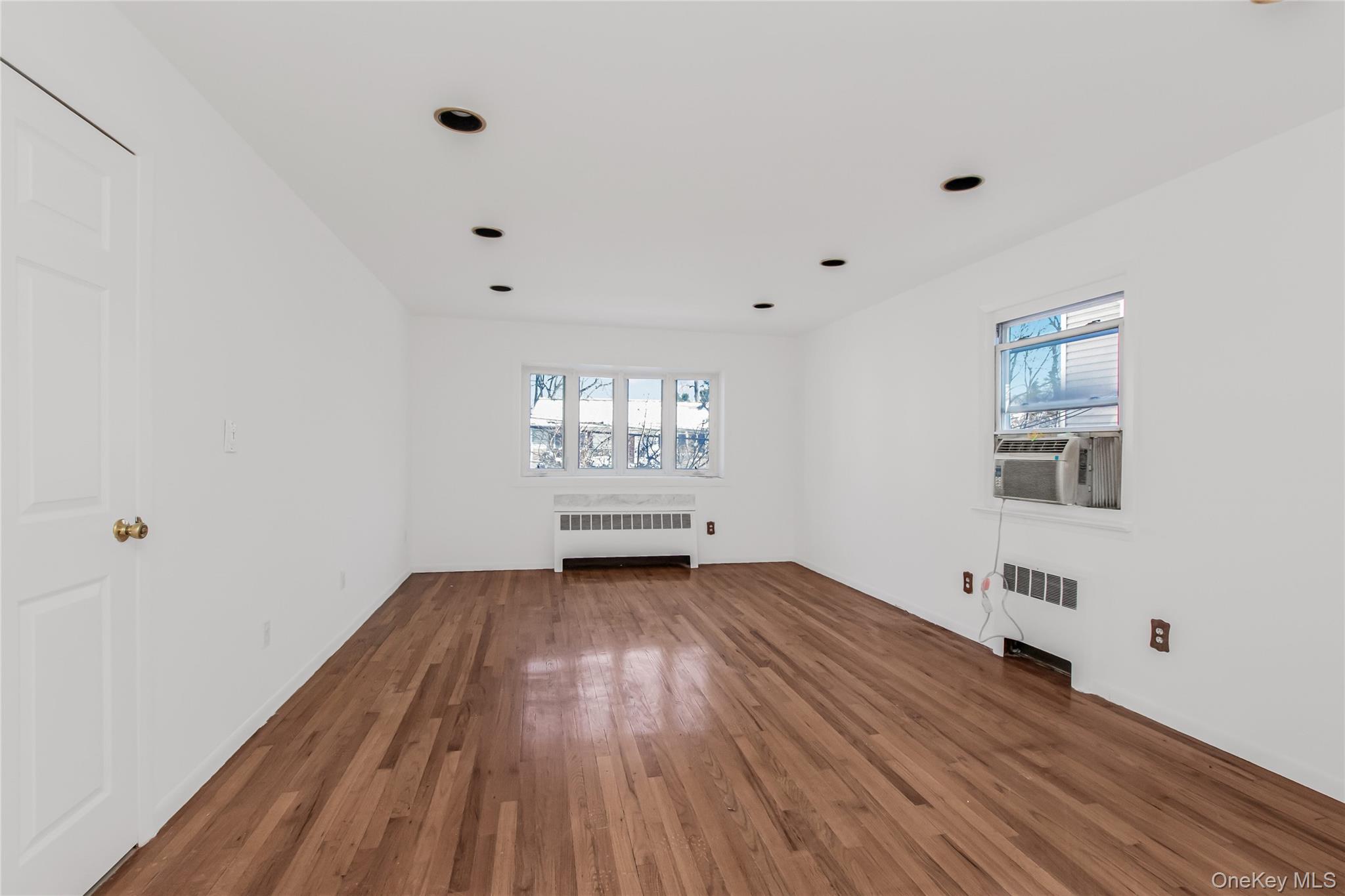 #7 photo, Yonkers, Yonkers , NY 10705