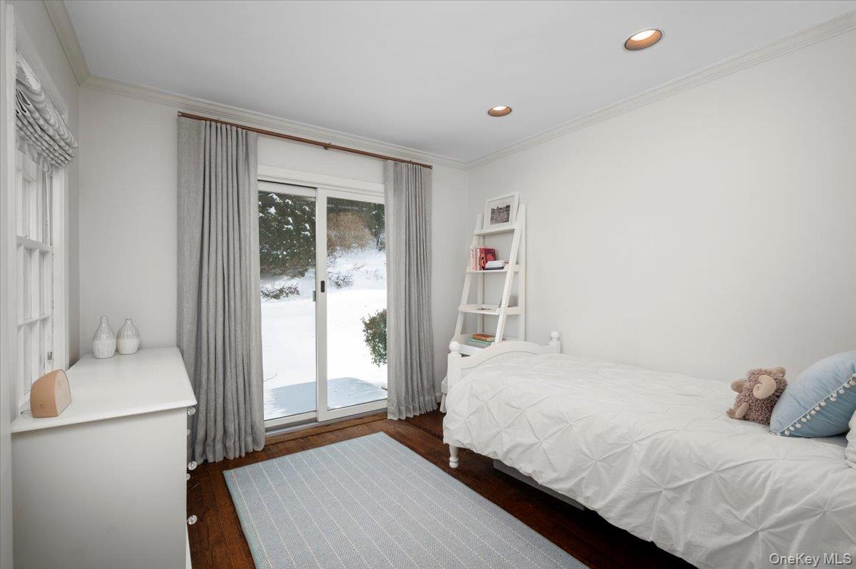 #18 photo, 25 Bonnie Way, Larchmont , NY 10538