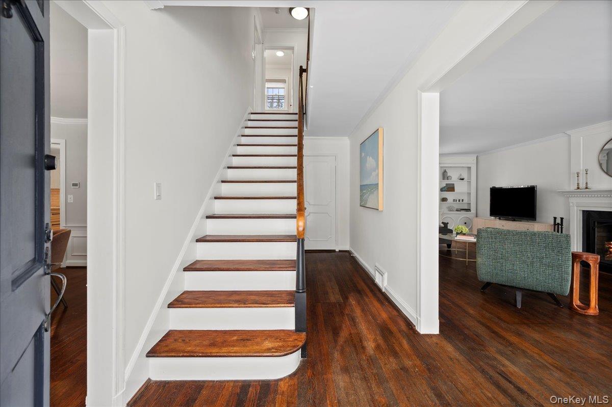 #3 photo, 25 Bonnie Way, Larchmont , NY 10538