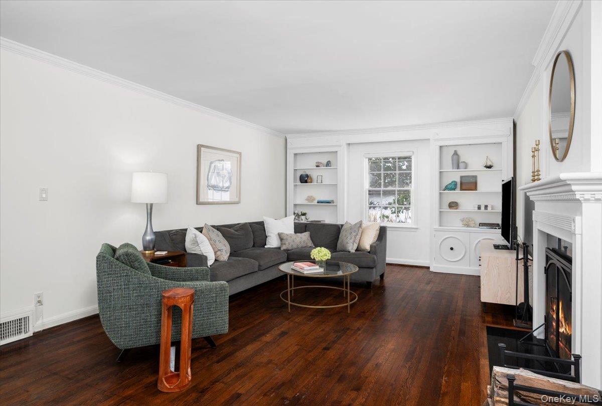 #6 photo, 25 Bonnie Way, Larchmont , NY 10538