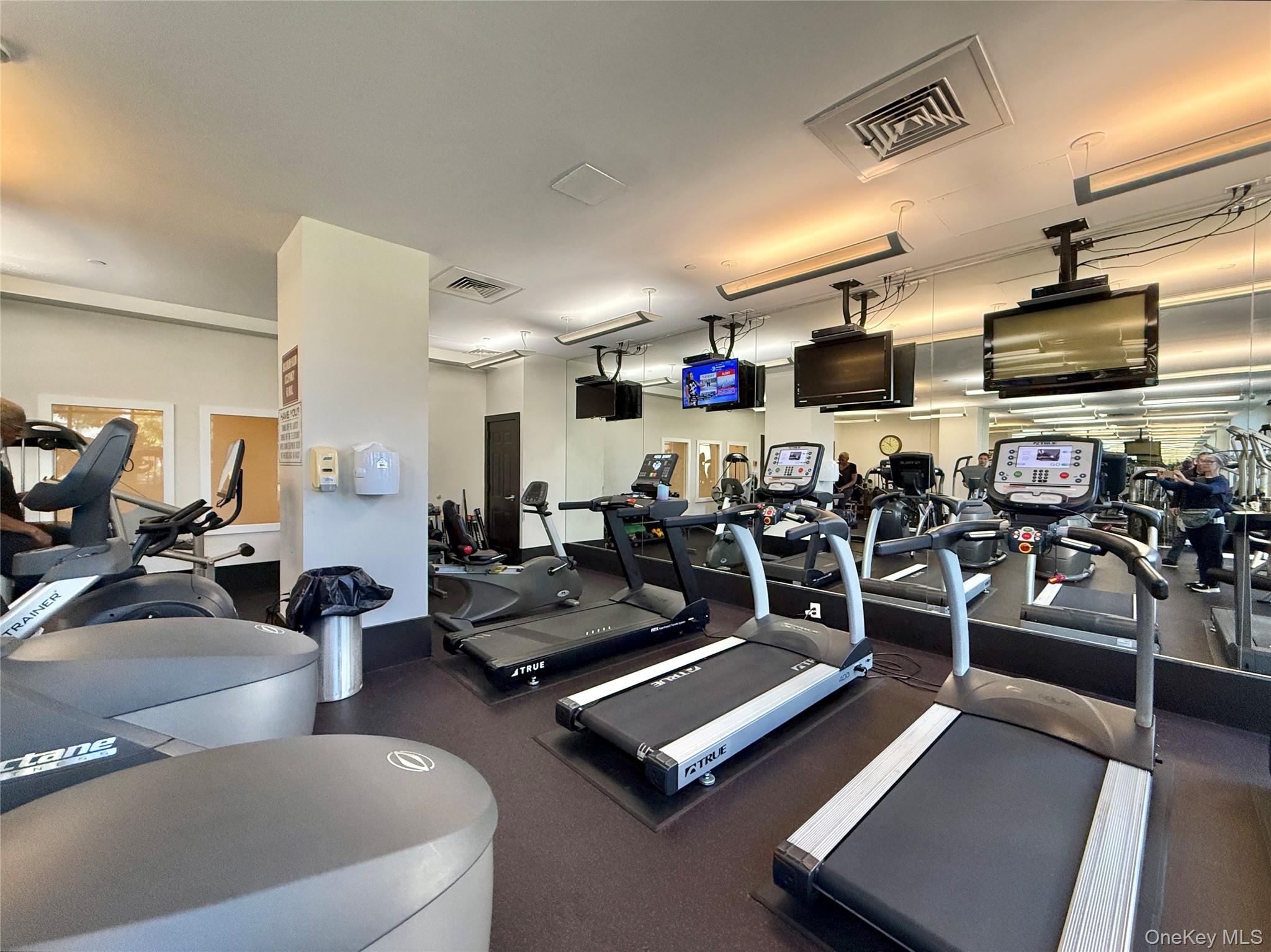 #15 photo, 300 Mamaroneck Avenue, White Plains , NY 10605