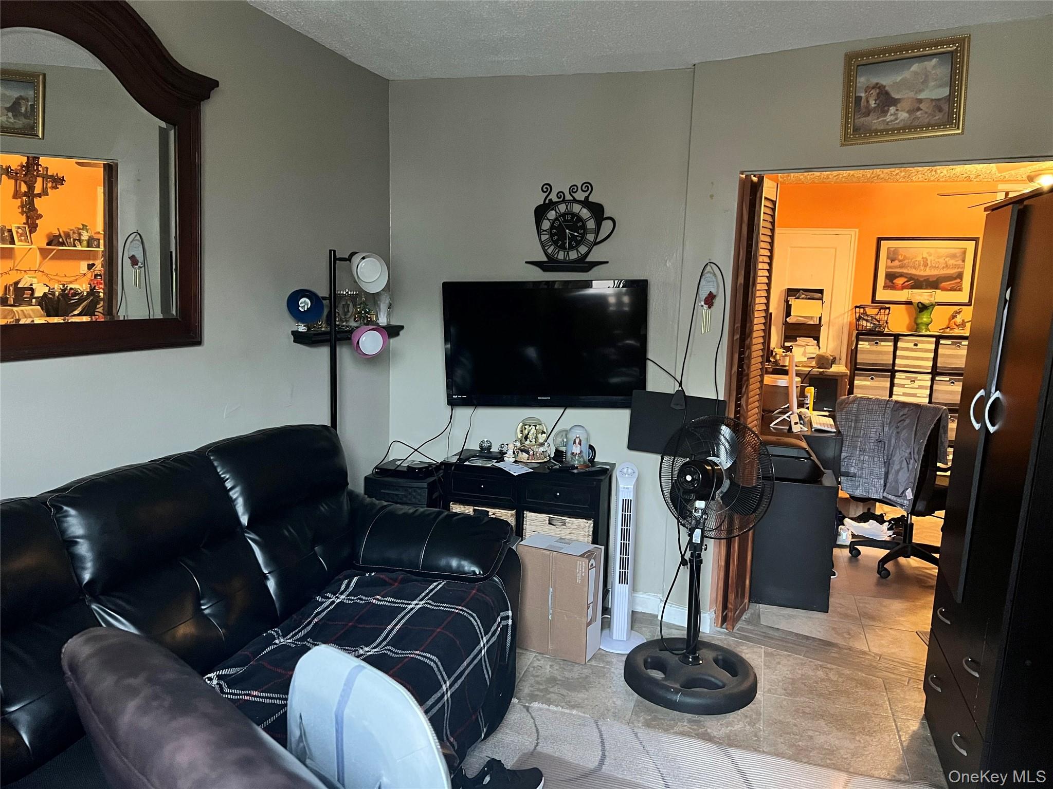 #4 photo, 6809 138th Street, Flushing , NY 11367