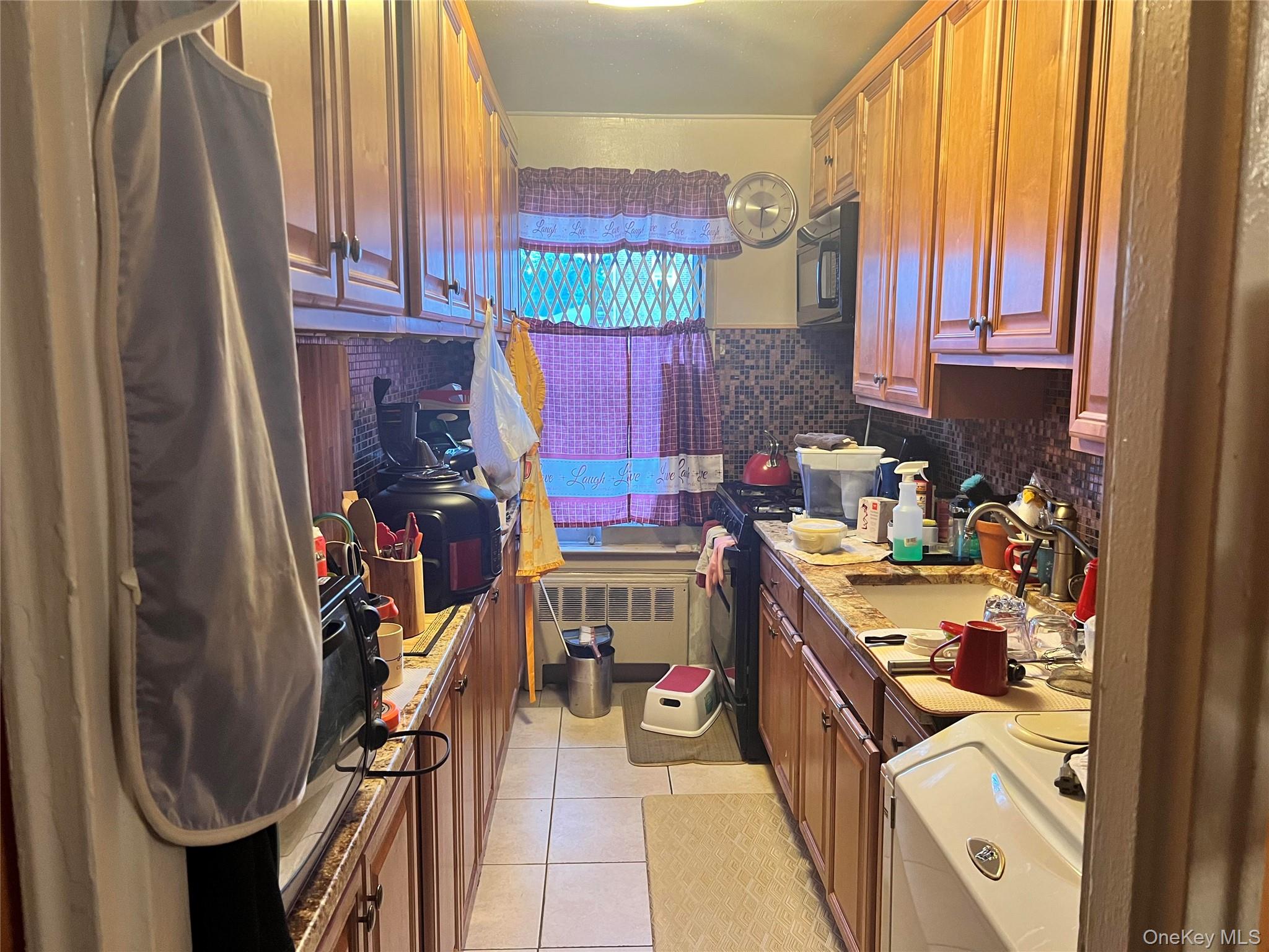 #7 photo, 6809 138th Street, Flushing , NY 11367