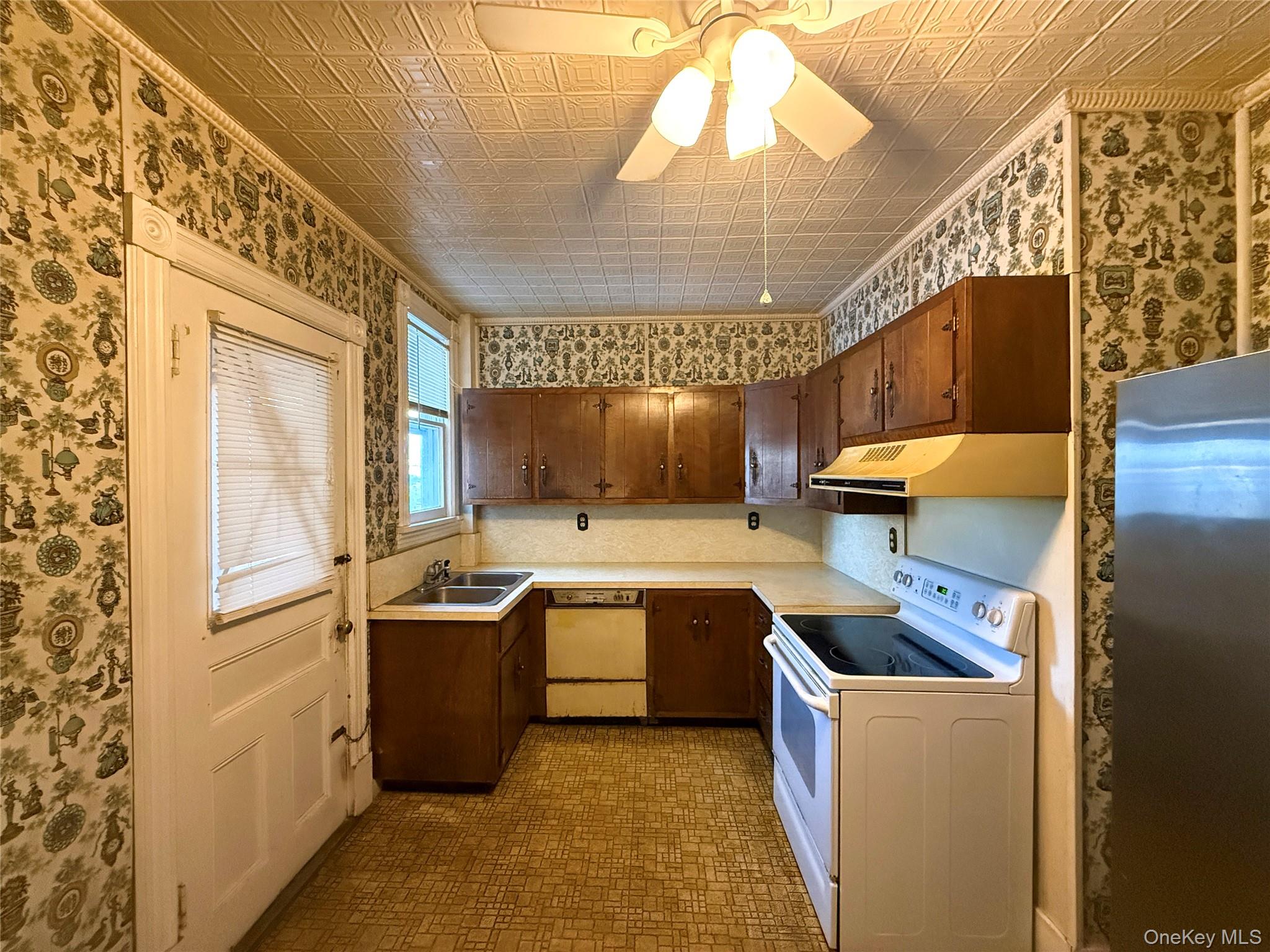 #10 photo, 14 Belvedere Street, Kingston , NY 12401