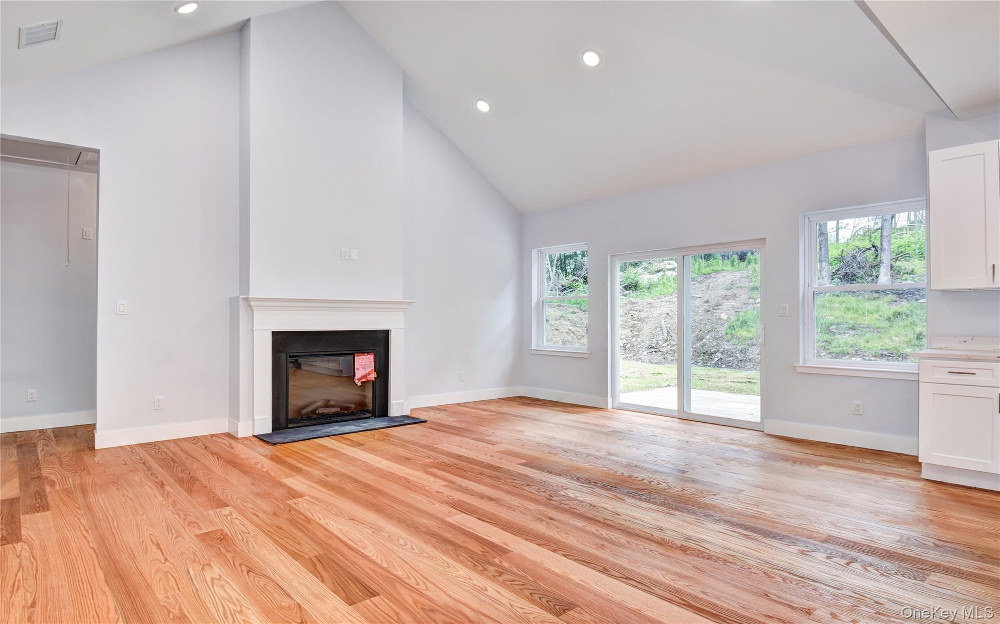 #8 photo, 12 Black Gum Court, Newburgh , NY 12550