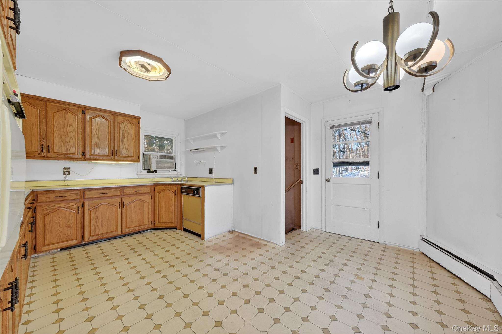 #13 photo, 1471 Old Logging Road West, Yorktown Heights , NY 10598