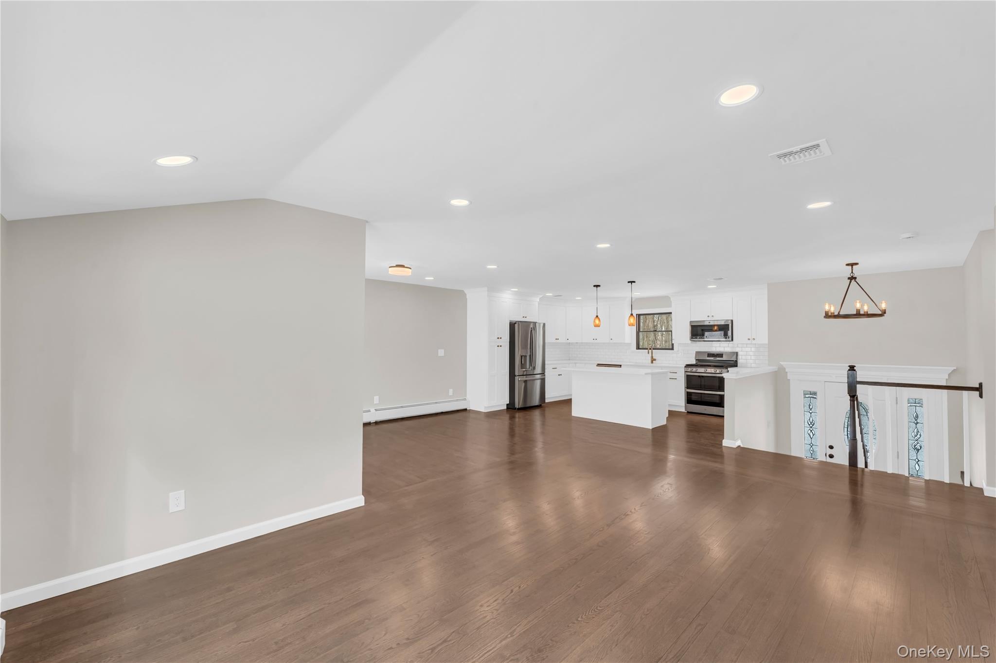 #5 photo, 2 Chapel Court, Orangeburg , NY 10962