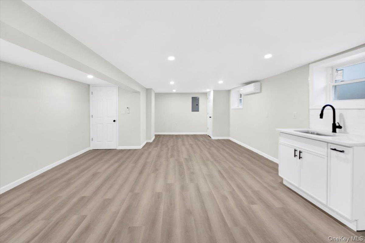 #17 photo, 1625 Overing Street, Bronx , NY 10461