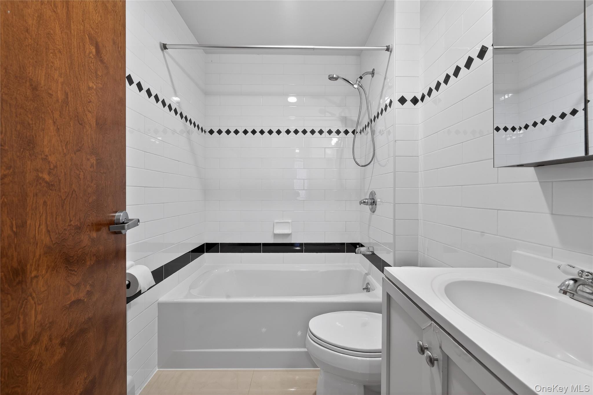 #20 photo, 149-06 Northern Boulevard, Flushing , NY 11354