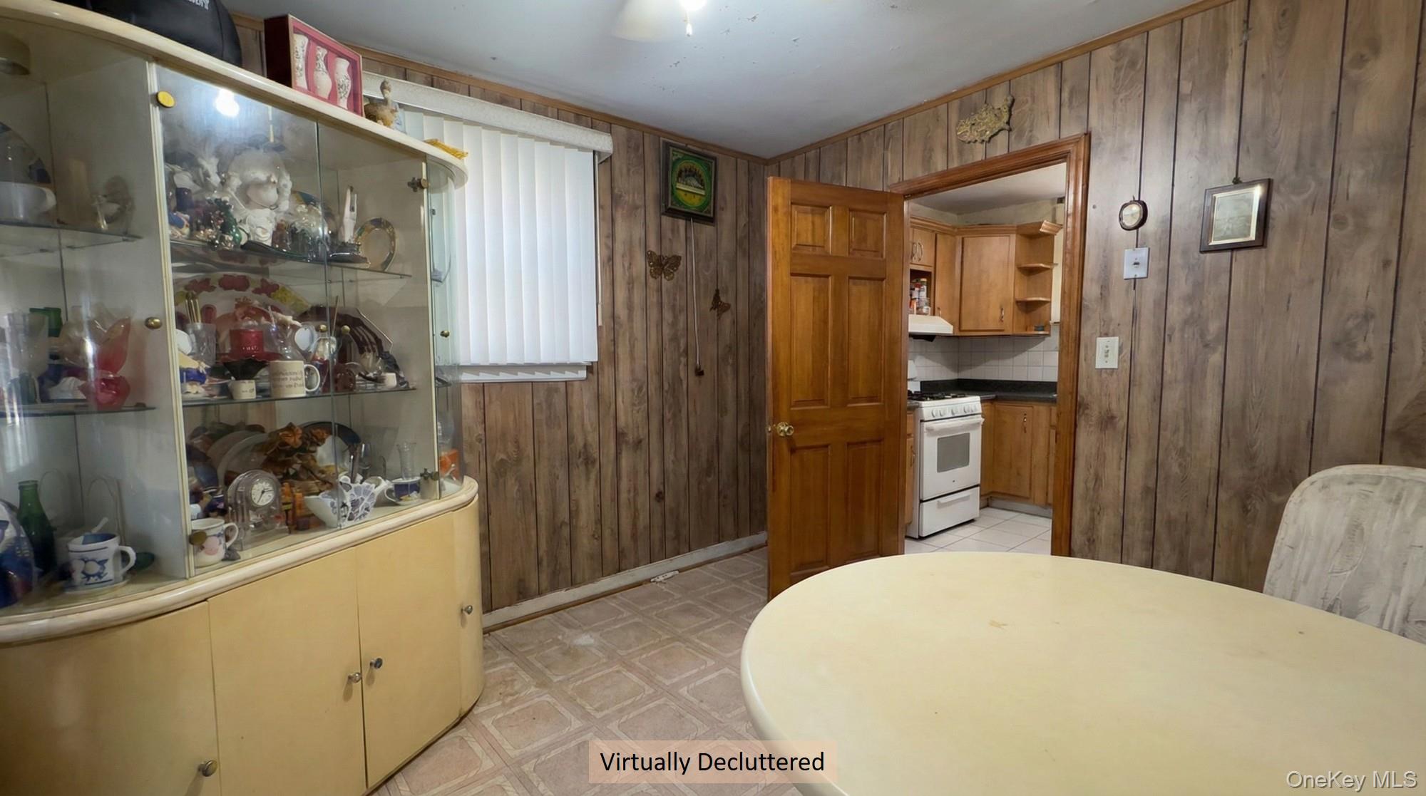 #5 photo, 242 Vanderbilt Avenue, Staten Island , NY 10304