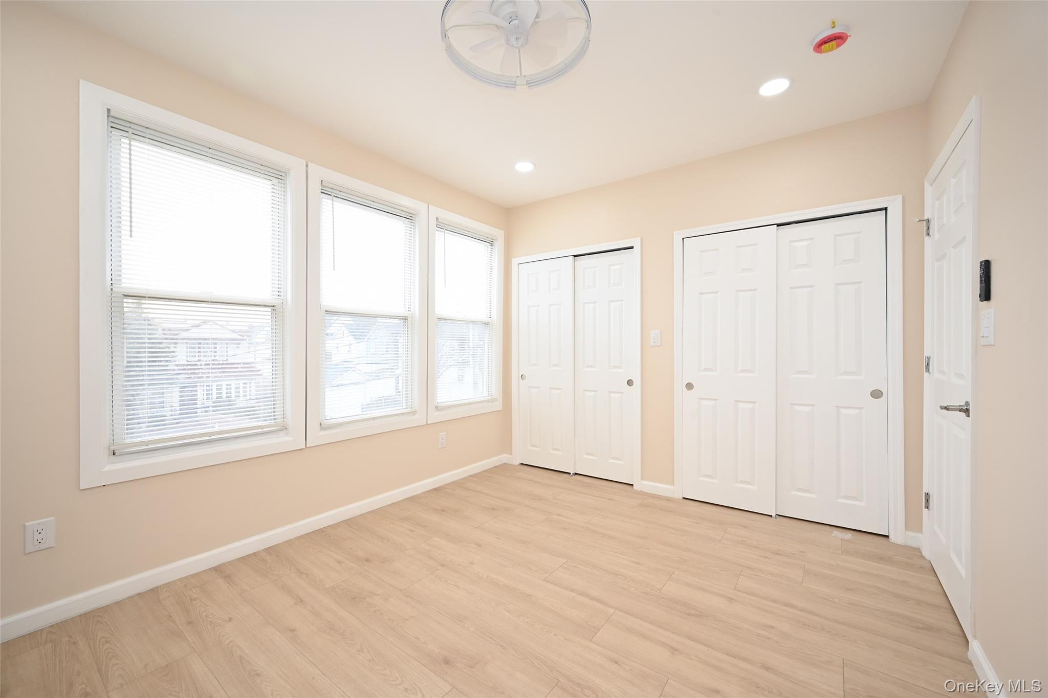 #12 photo, 10315 124th Street, Richmond Hill , NY 11419