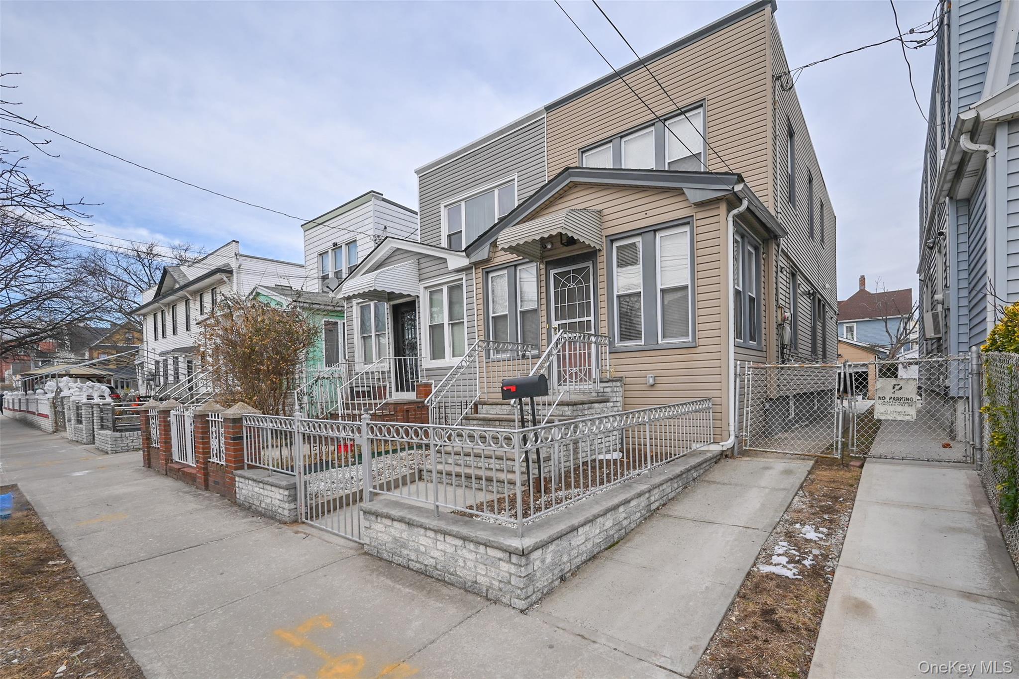 #2 photo, 10315 124th Street, Richmond Hill , NY 11419