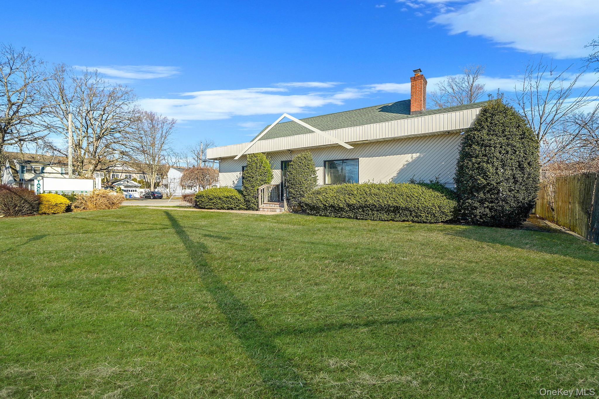 #3 photo, 1469 Deer Park Avenue, North Babylon , NY 11703