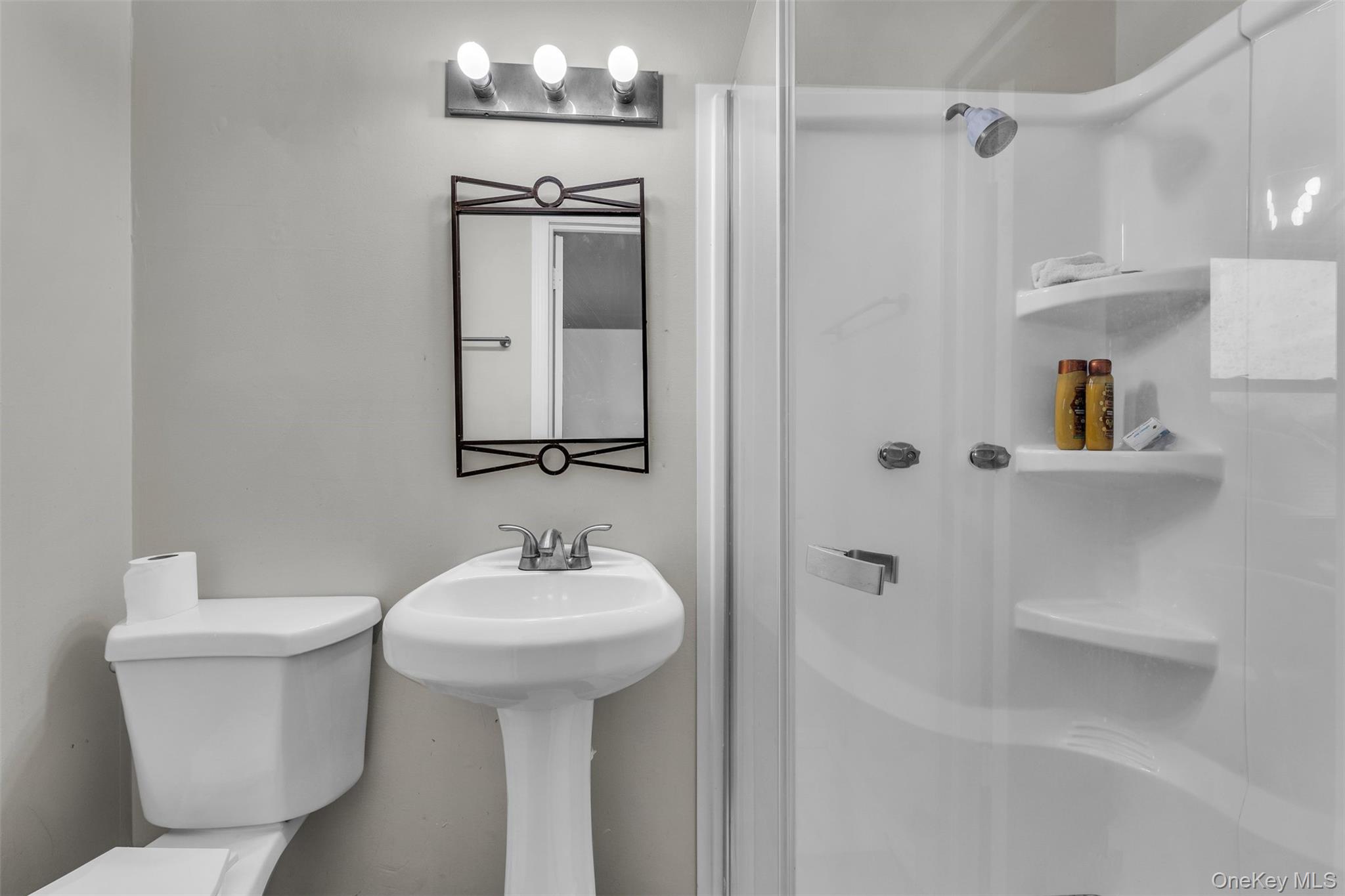 #19 photo, 13 Riverside Avenue, Mastic Beach , NY 11951