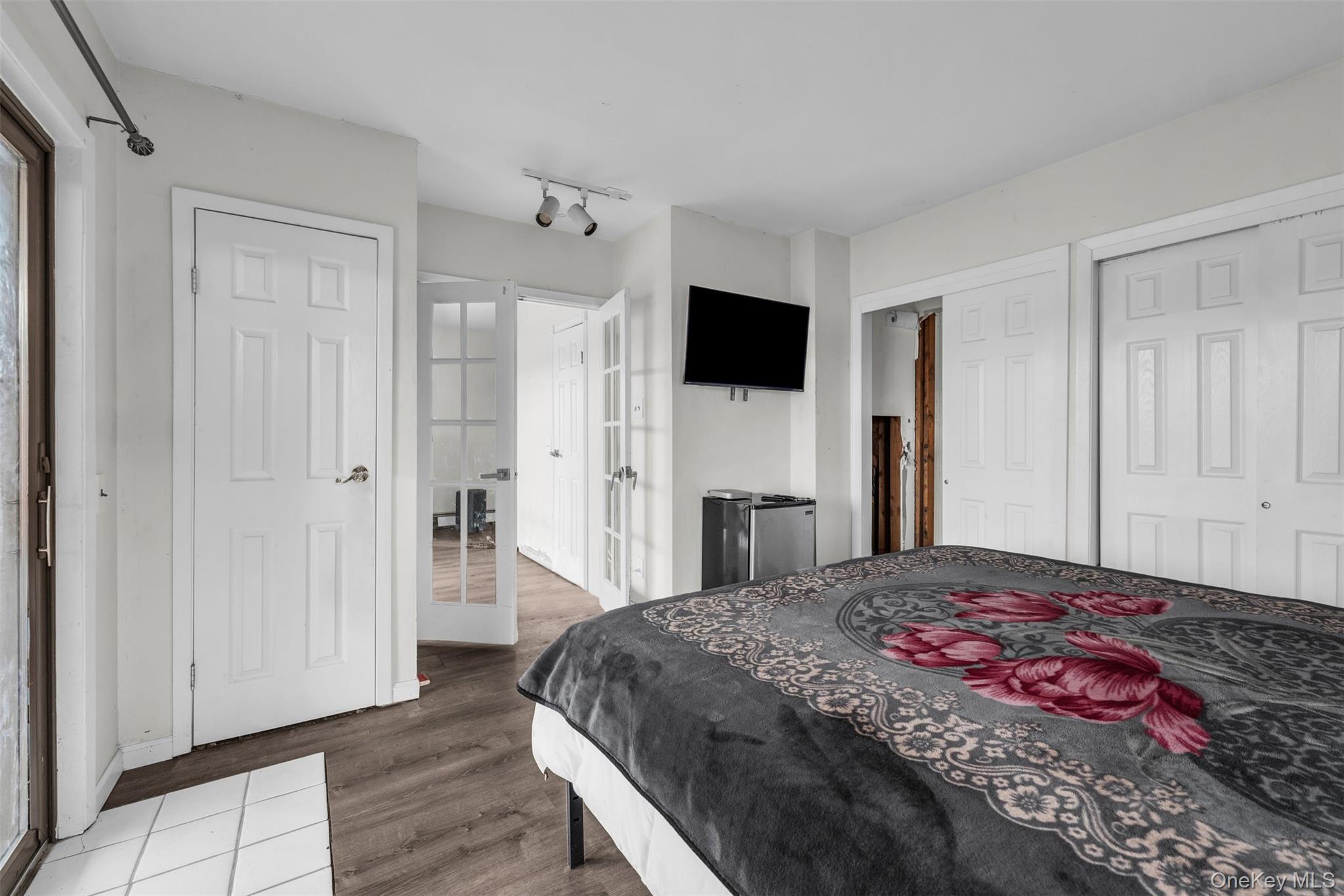 #5 photo, 13 Riverside Avenue, Mastic Beach , NY 11951