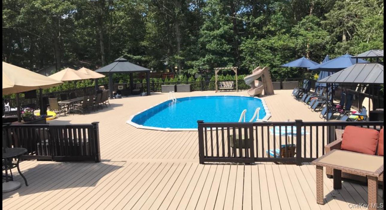 #14 photo, 21 Masem Court, Medford , NY 11763