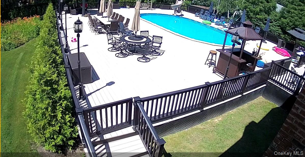 #16 photo, 21 Masem Court, Medford , NY 11763